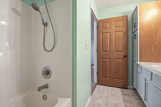 300 Cedar Street 15 Property Photo 10