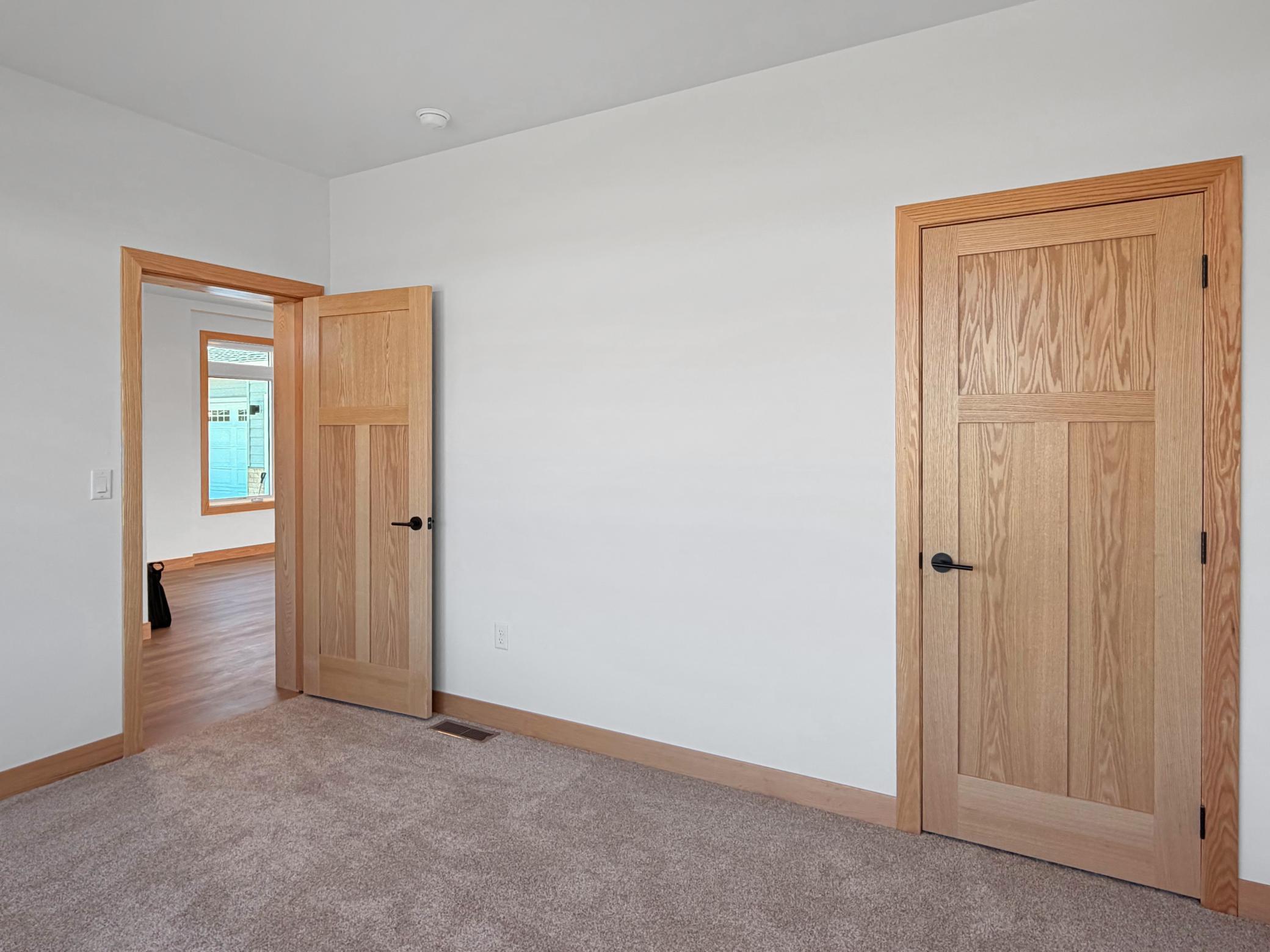 1100 Slate Street Property Photo 12