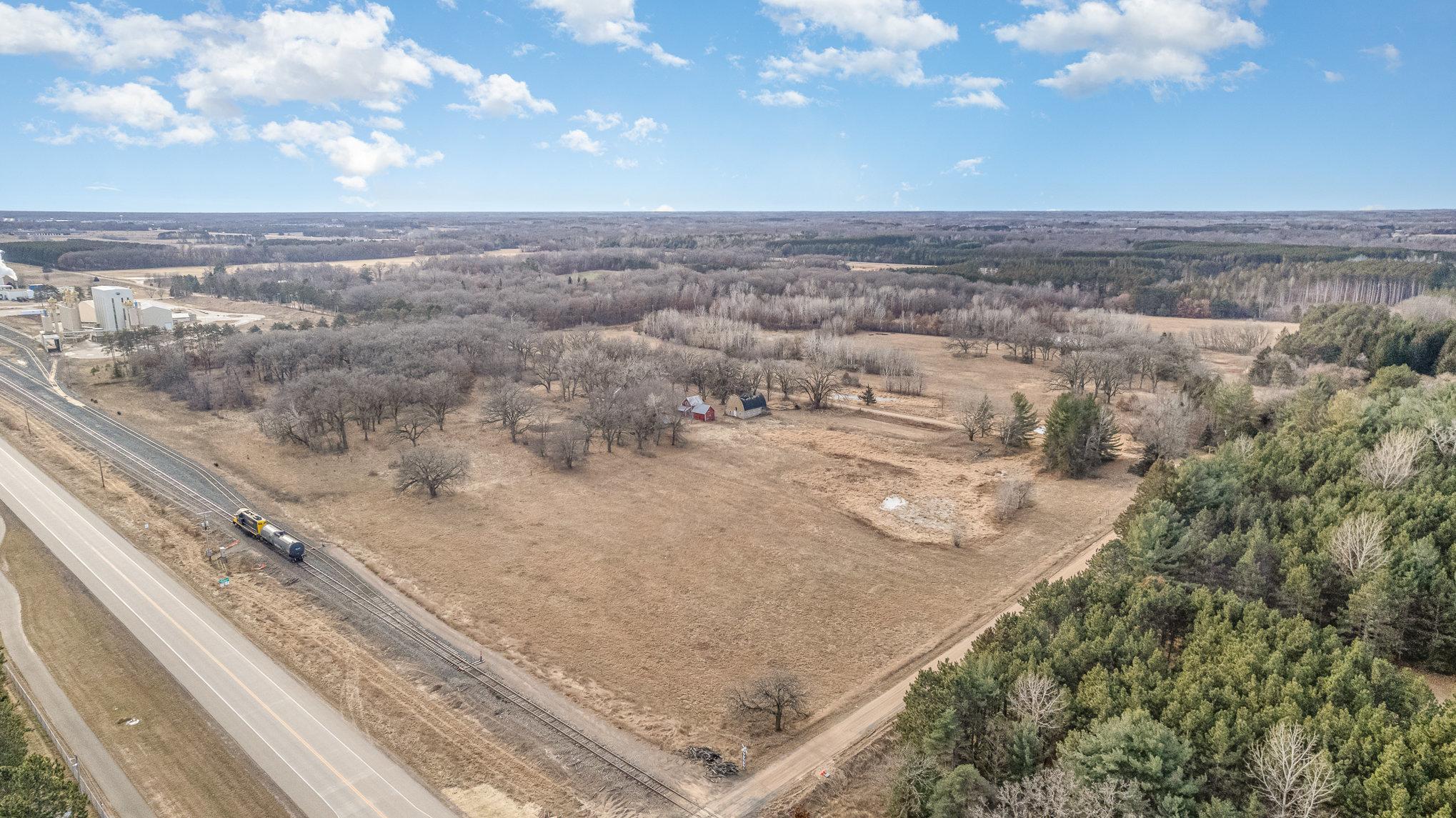 41921 Goodview Avenue Property Photo 1