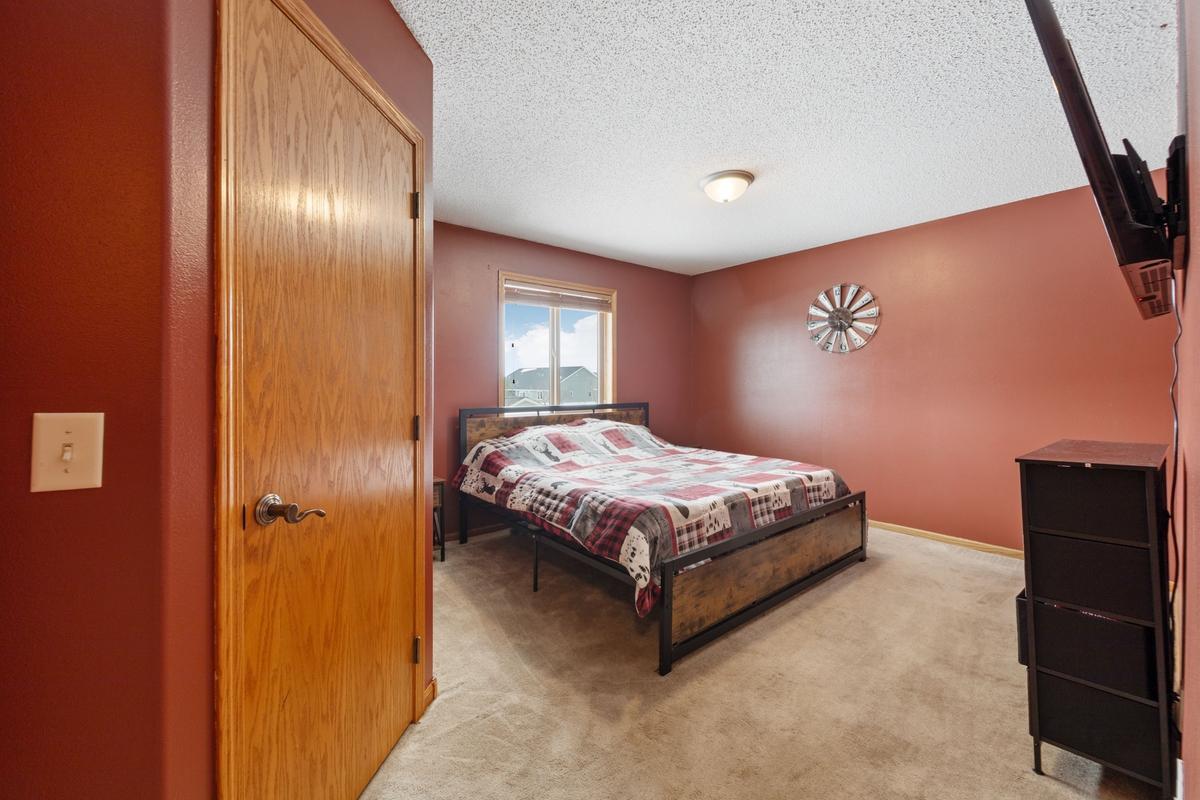 1107 9th Street Ne Property Photo 6