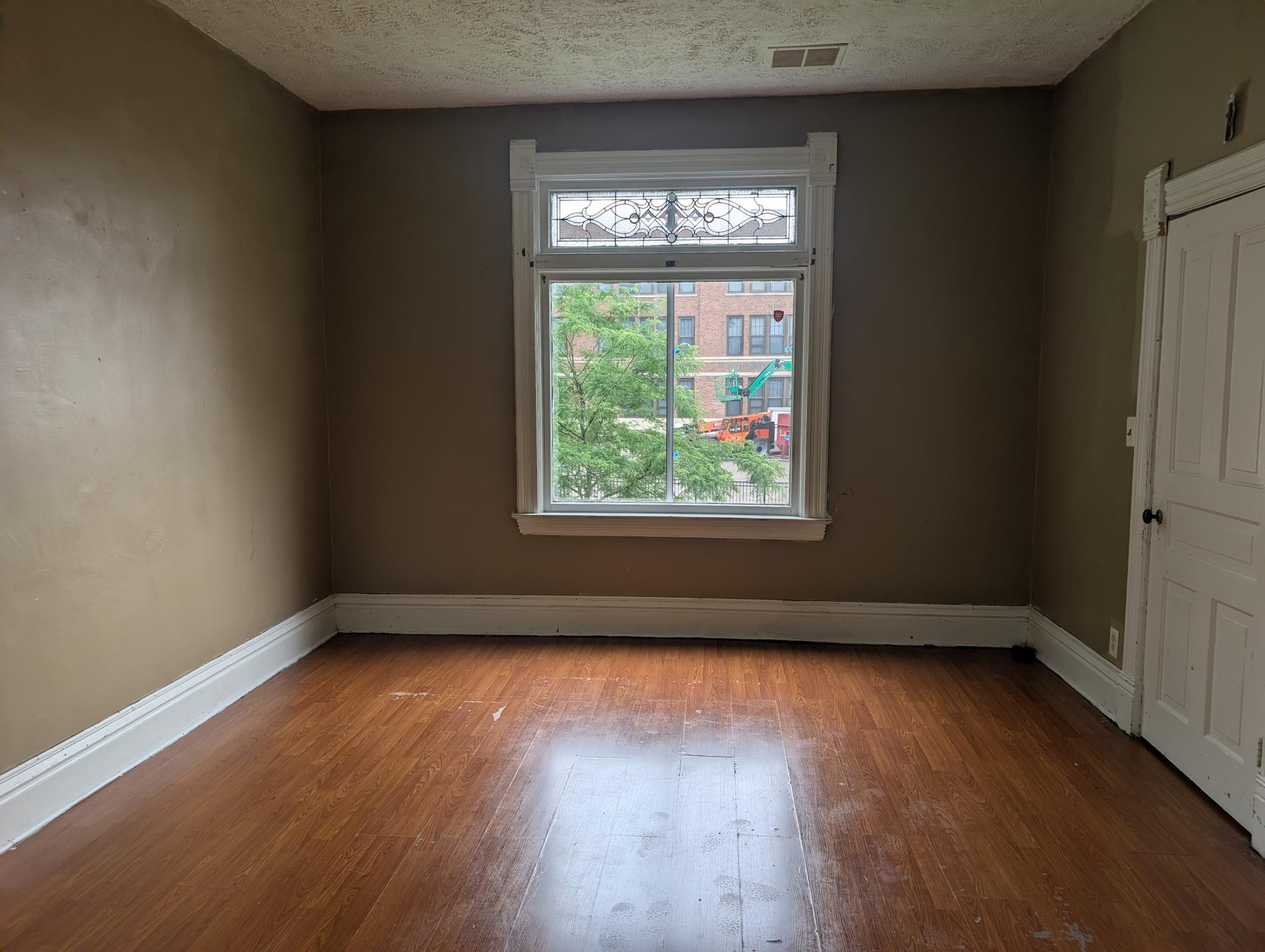 758 Jenks Avenue Property Photo 3