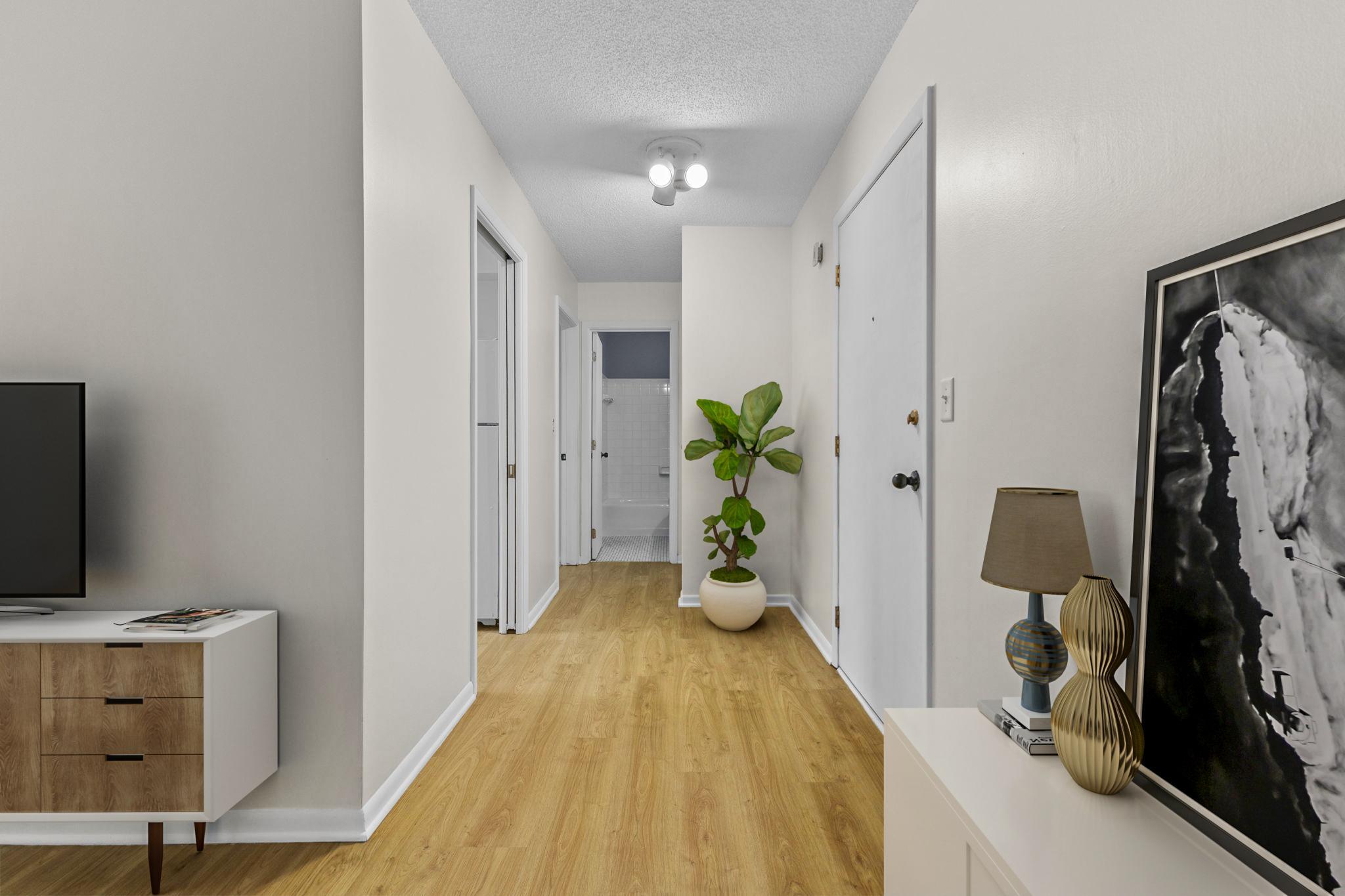 10113 W 34th Street 105 Property Photo 2
