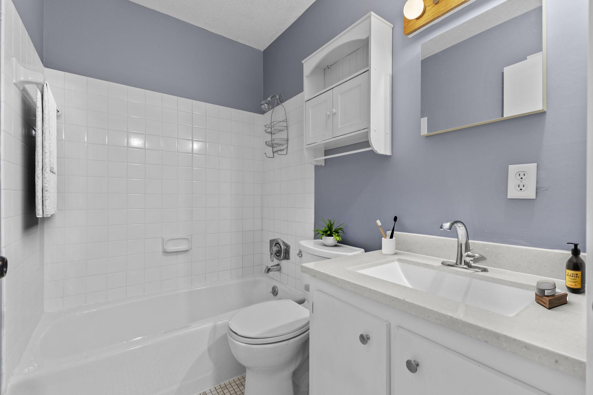10113 W 34th Street 105 Property Photo 10