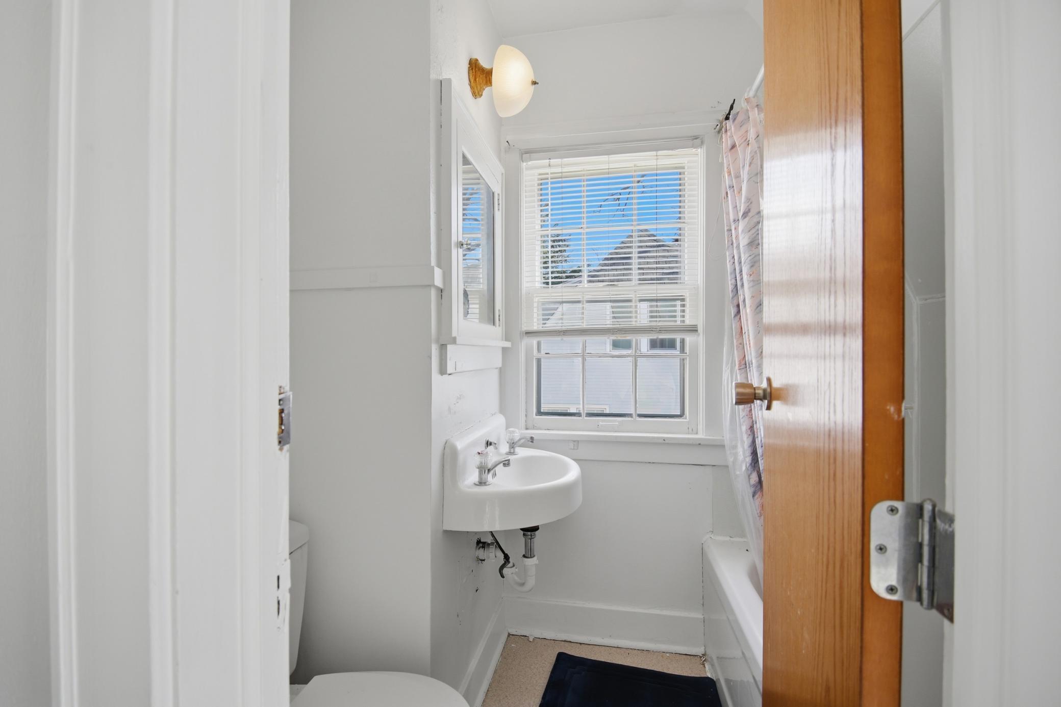 1109 5th Avenue Nw Property Photo 9