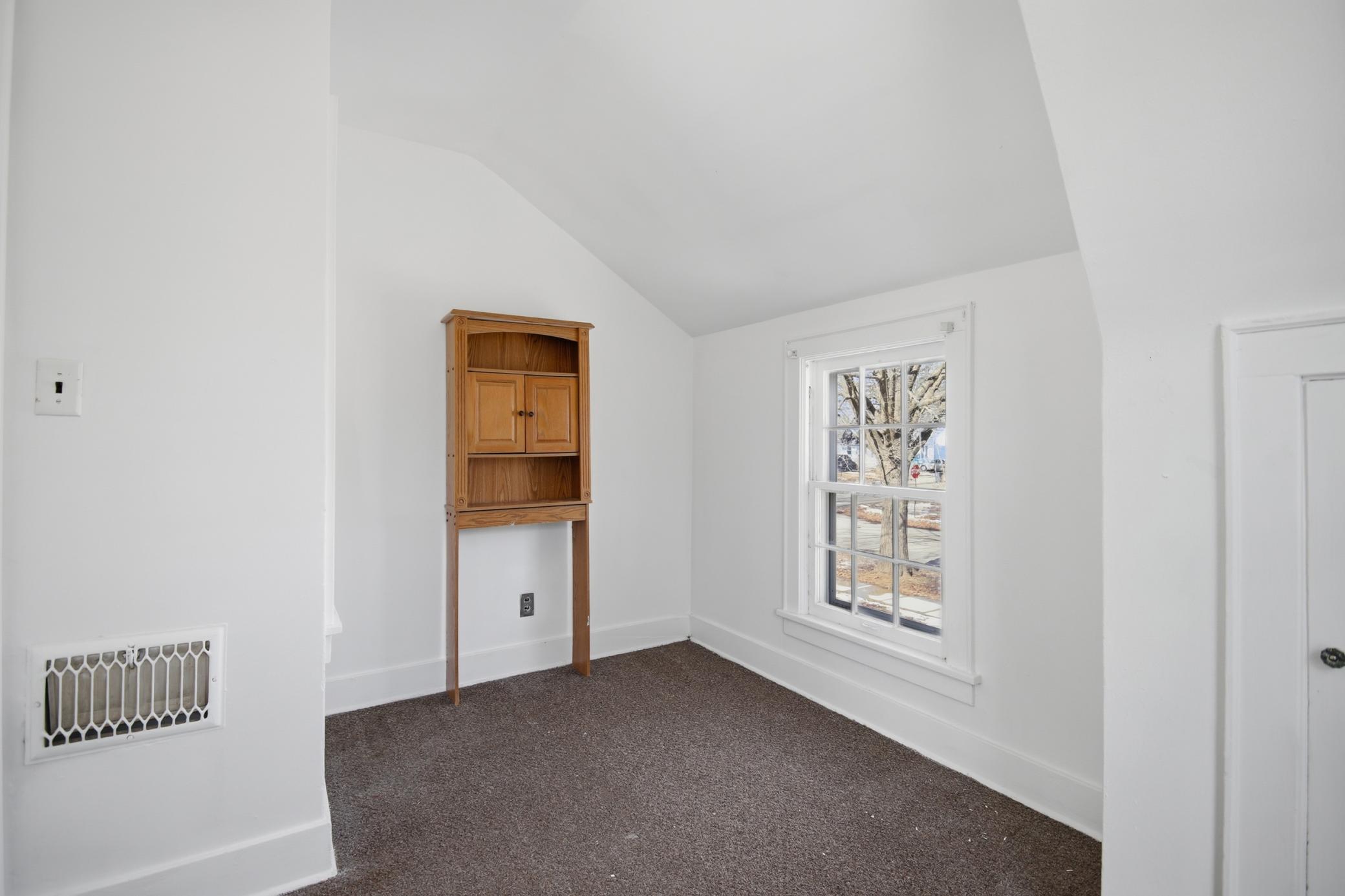 1109 5th Avenue Nw Property Photo 13