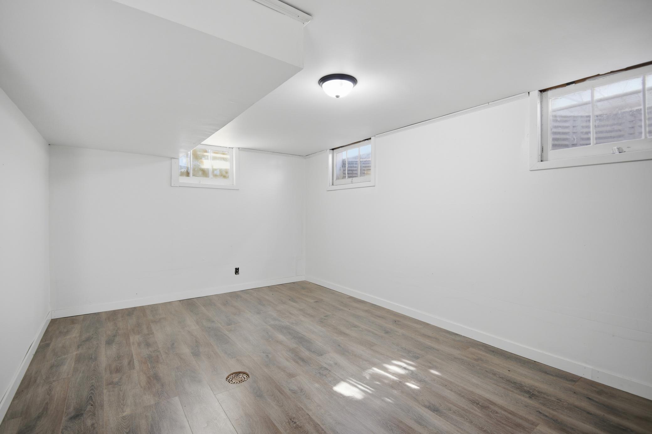 1109 5th Avenue Nw Property Photo 15