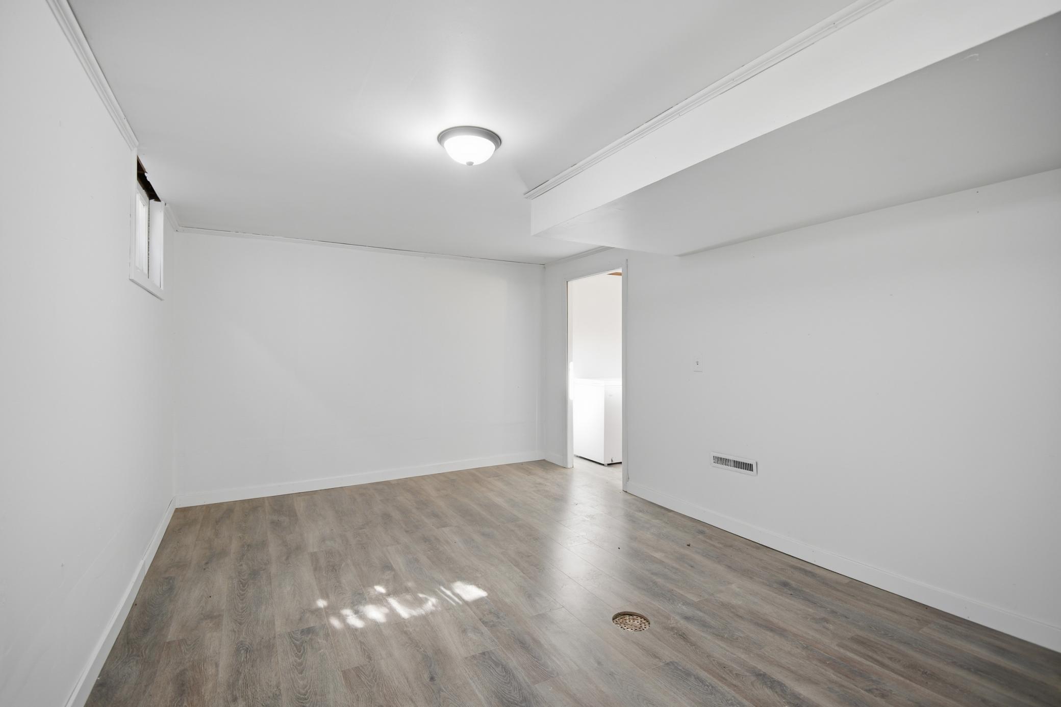 1109 5th Avenue Nw Property Photo 16