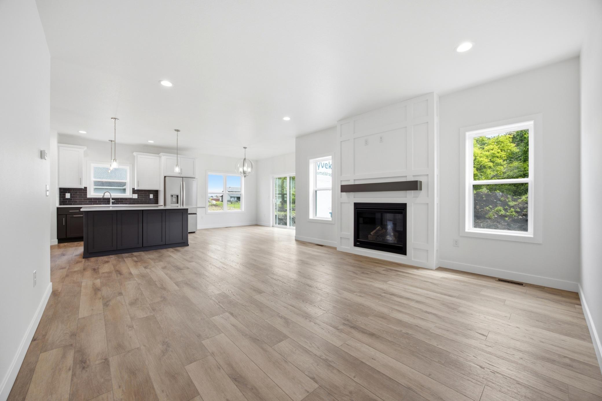 8916 Meadowlark Parkway Property Photo 14
