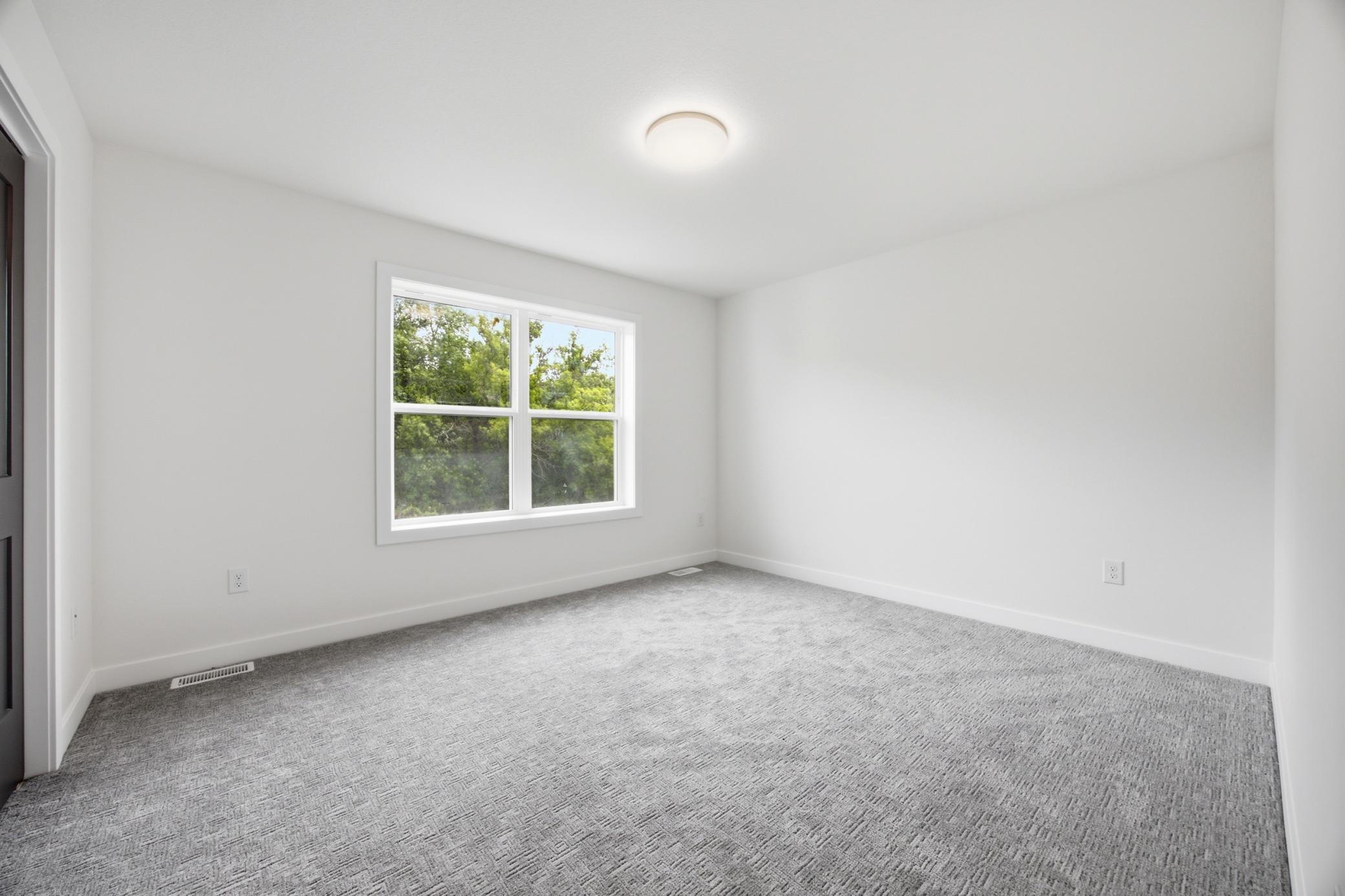 8916 Meadowlark Parkway Property Photo 22