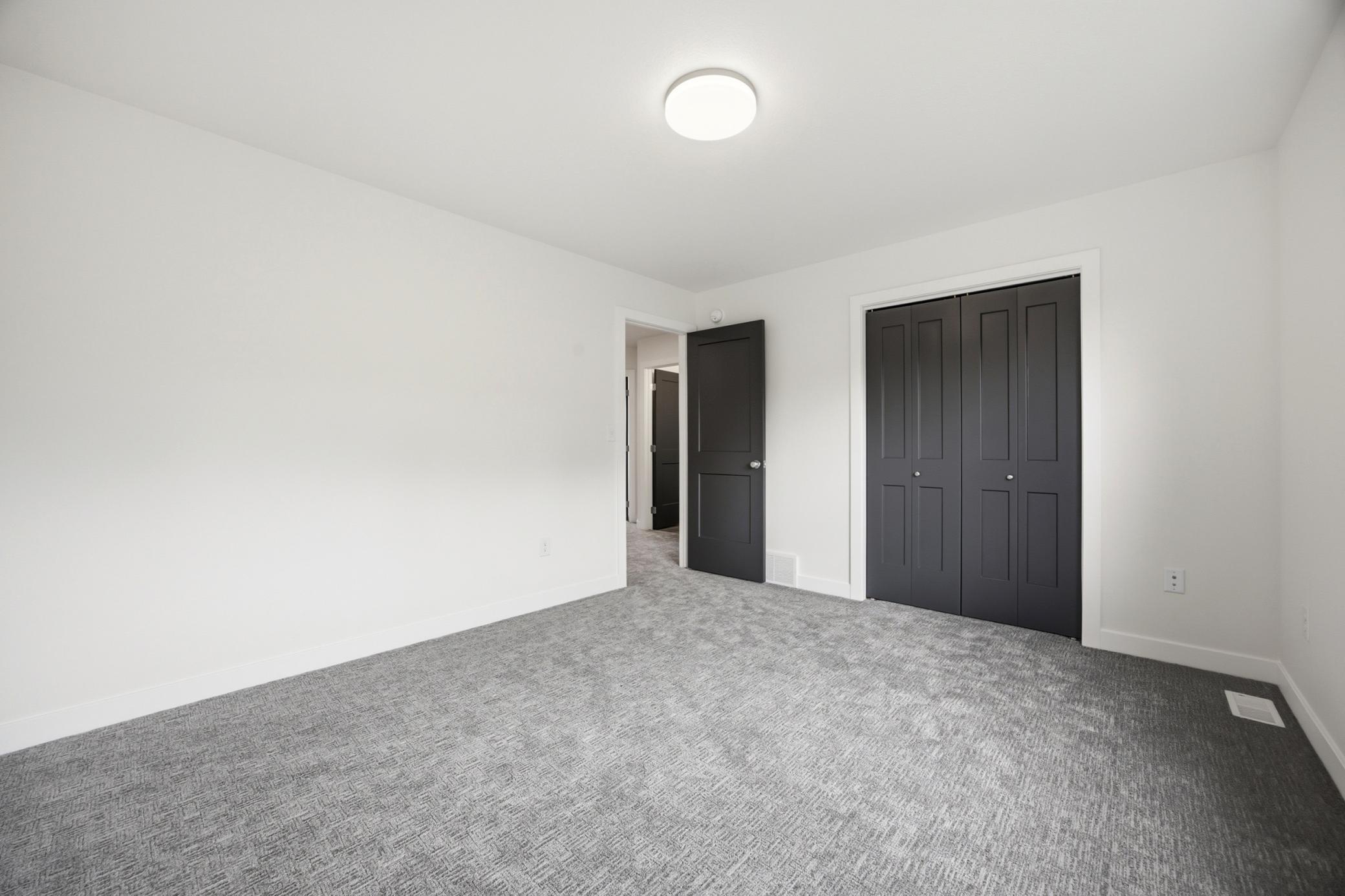 8916 Meadowlark Parkway Property Photo 23