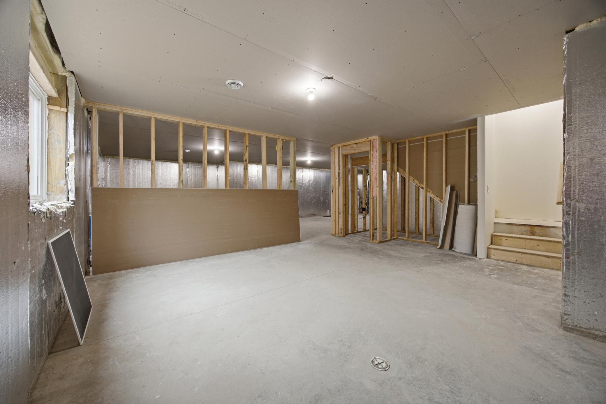 8916 Meadowlark Parkway Property Photo 30