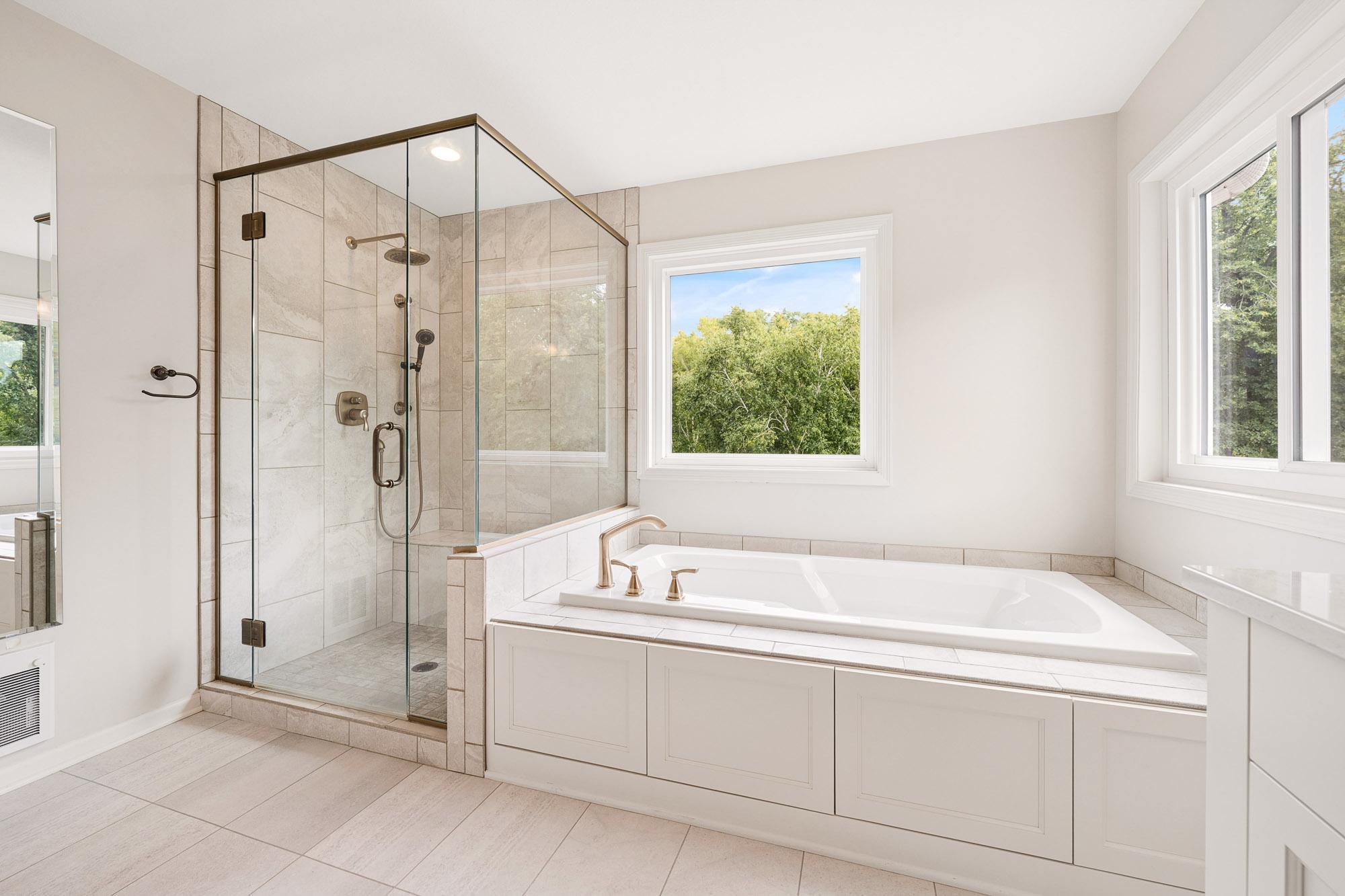12370 Ravine Circle N Property Photo 40
