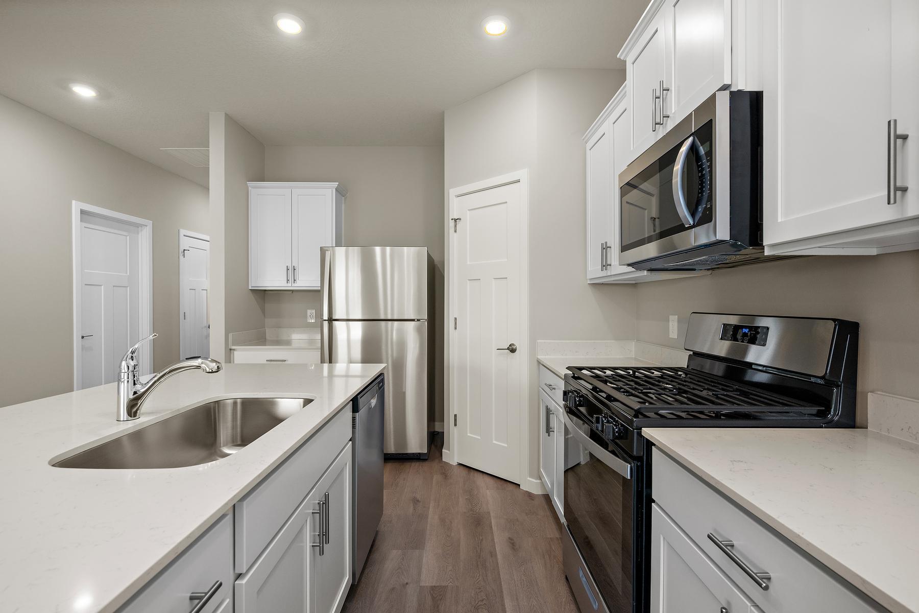 7699 Birch Street Property Photo 11