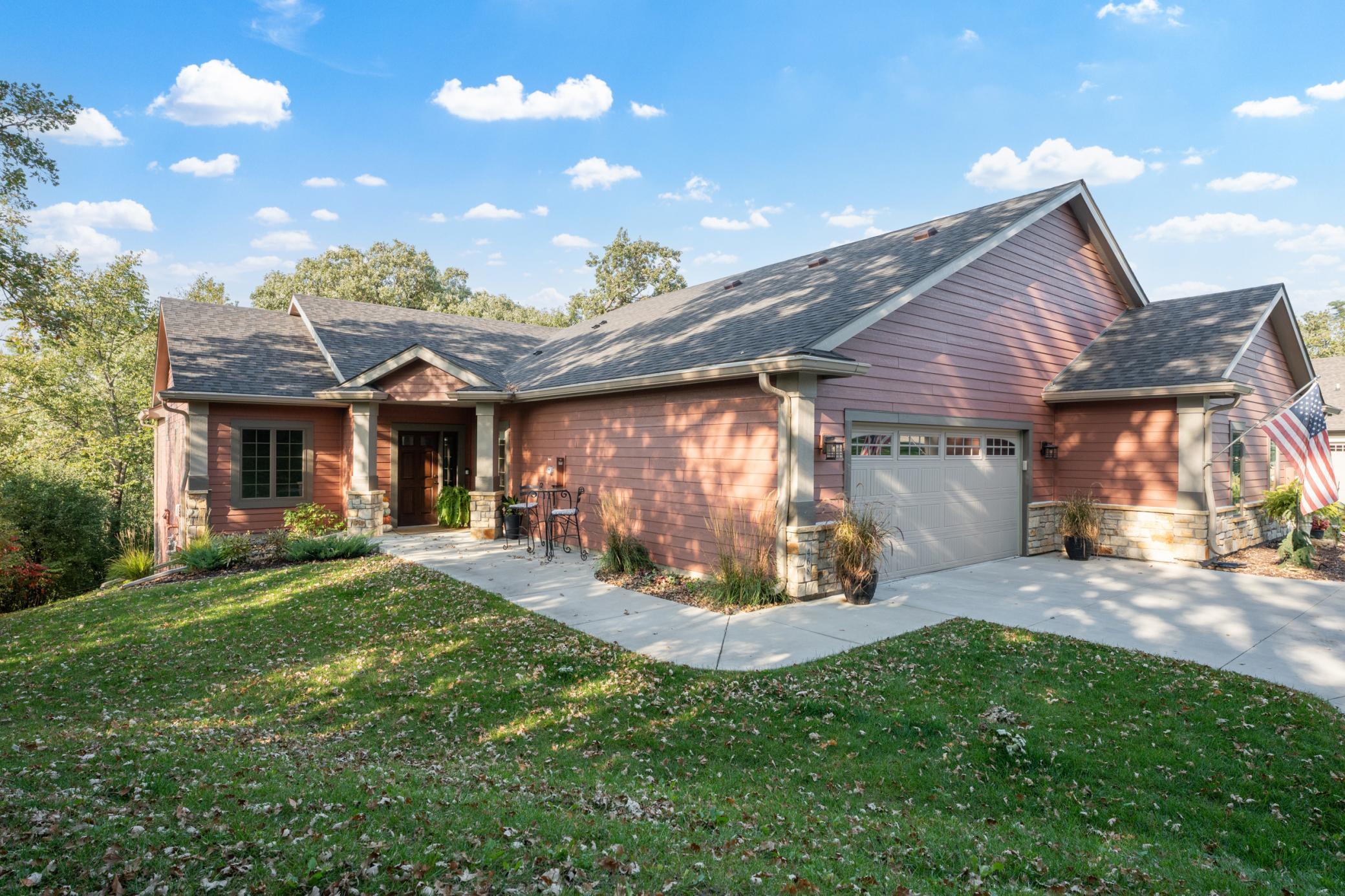 468 Panorama Circle NW Property Photo 1