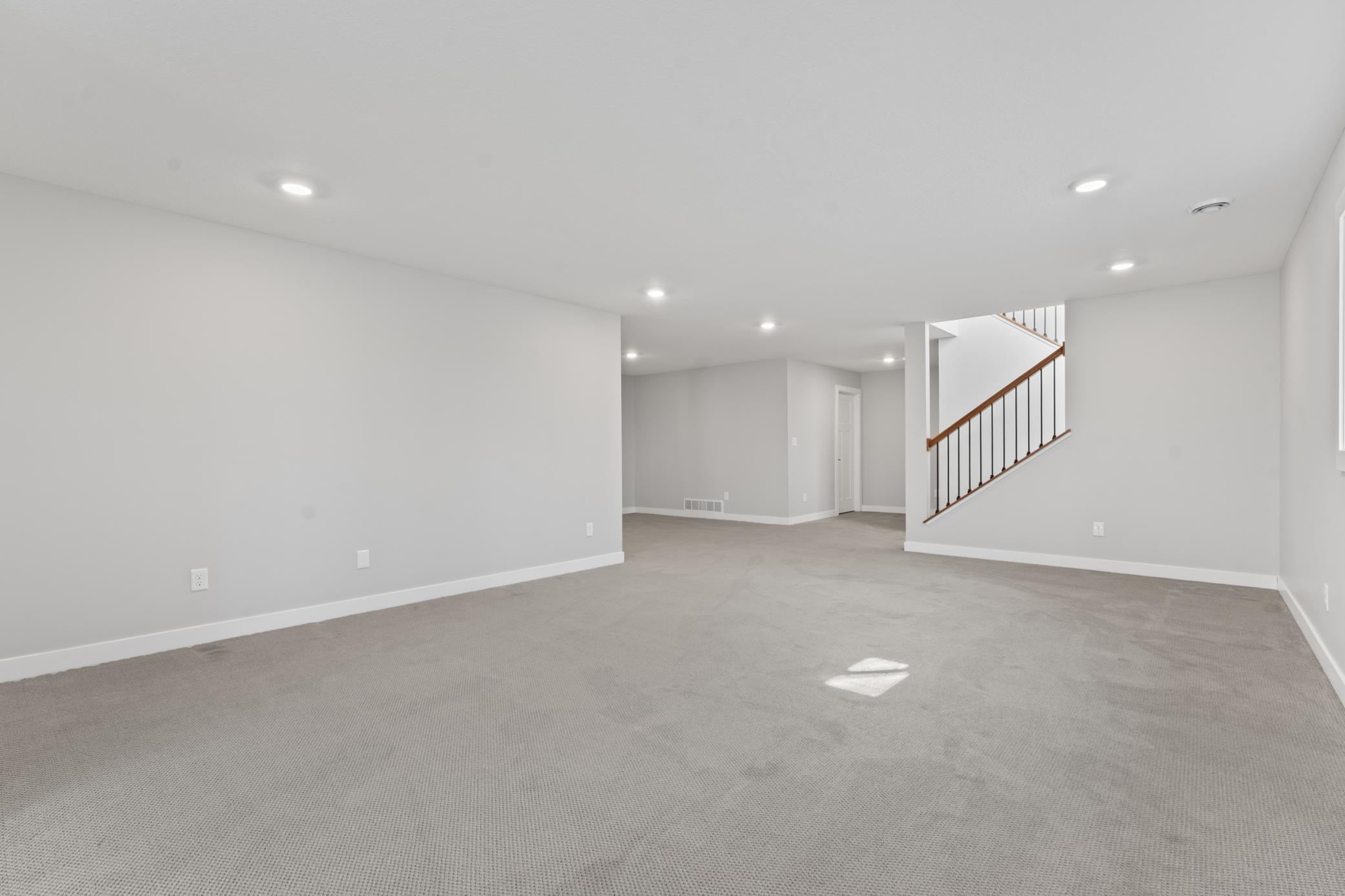 468 Panorama Circle Nw Property Photo 20