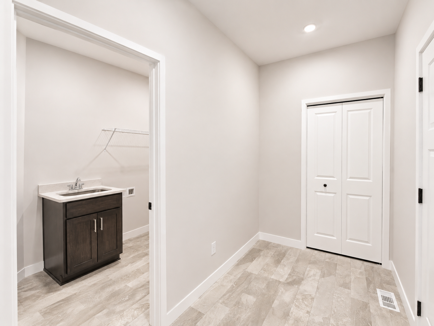 7809 Austin Path Property Photo 6