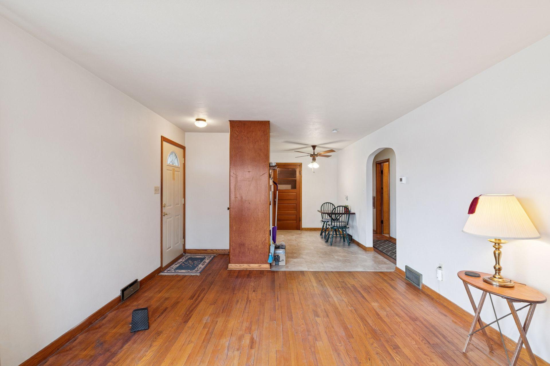 118 Hiawatha Drive E Property Photo 4