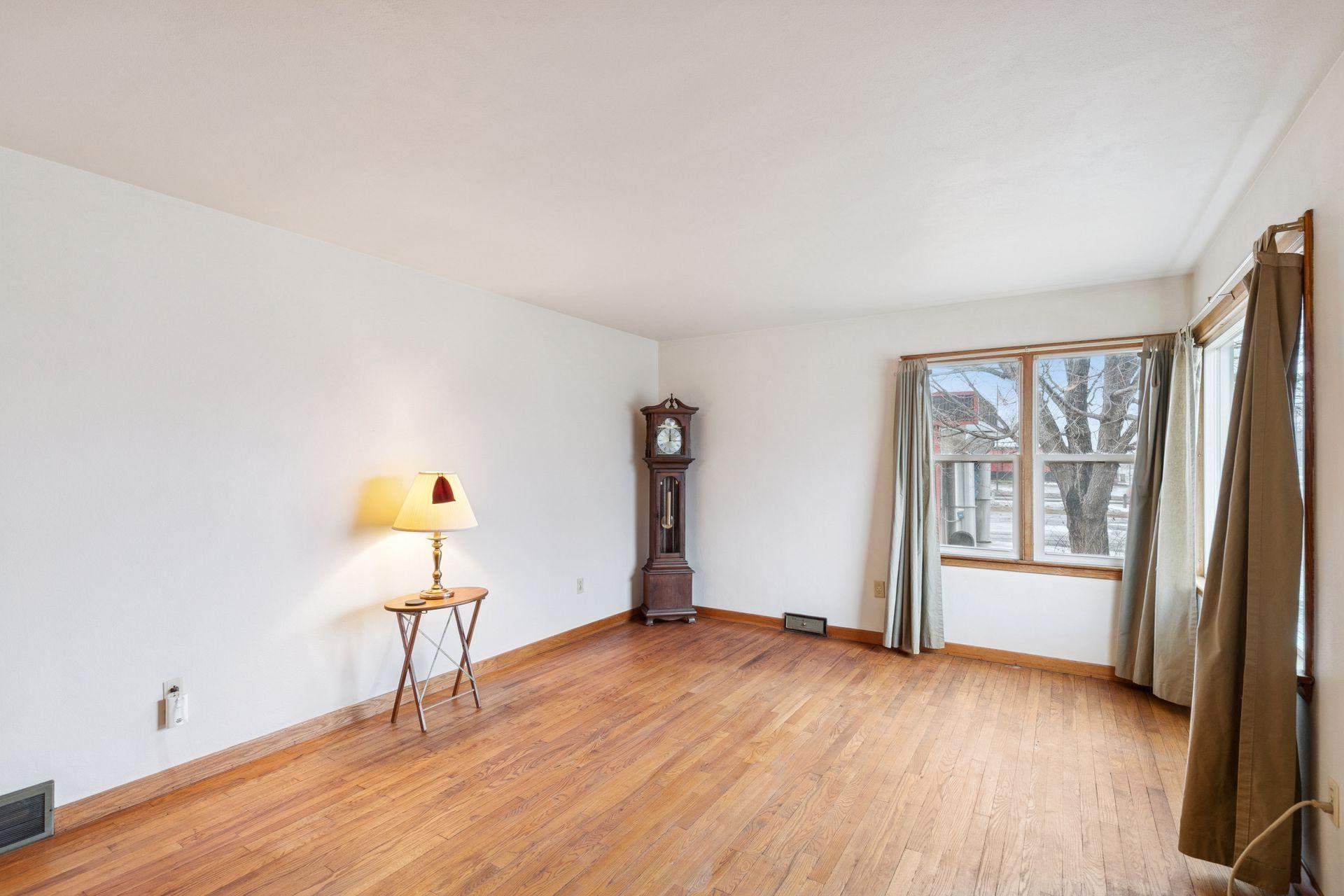 118 Hiawatha Drive E Property Photo 6