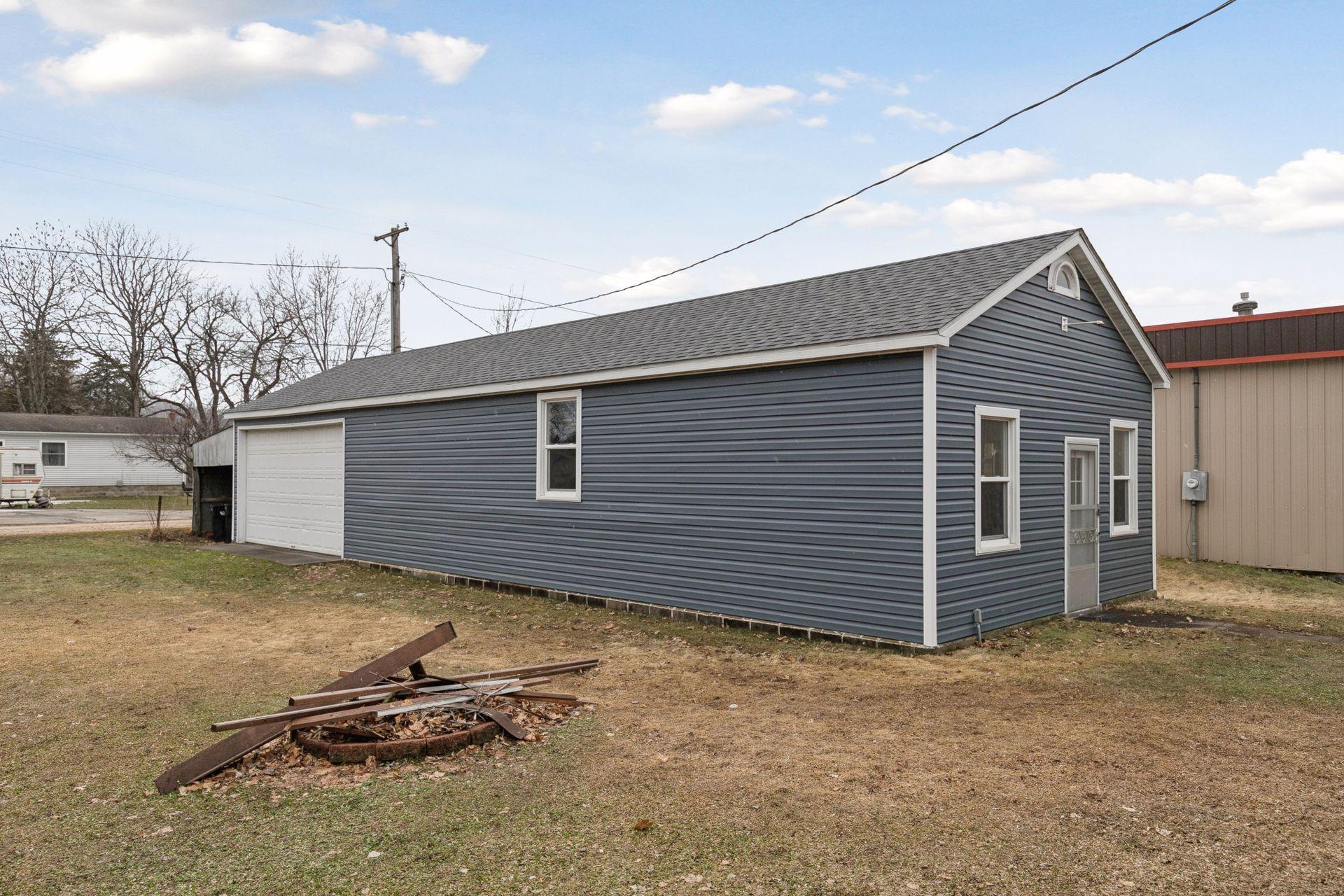 118 Hiawatha Drive E Property Photo 25