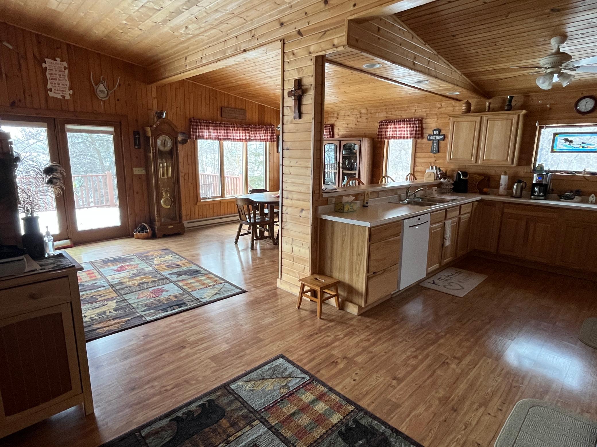 38919 E Union Drive Property Photo 12