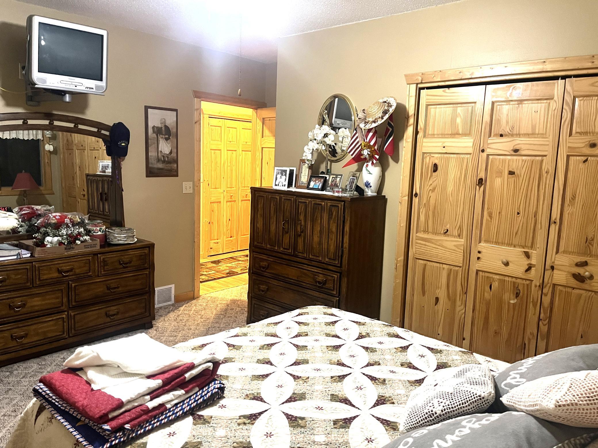 38919 E Union Drive Property Photo 21