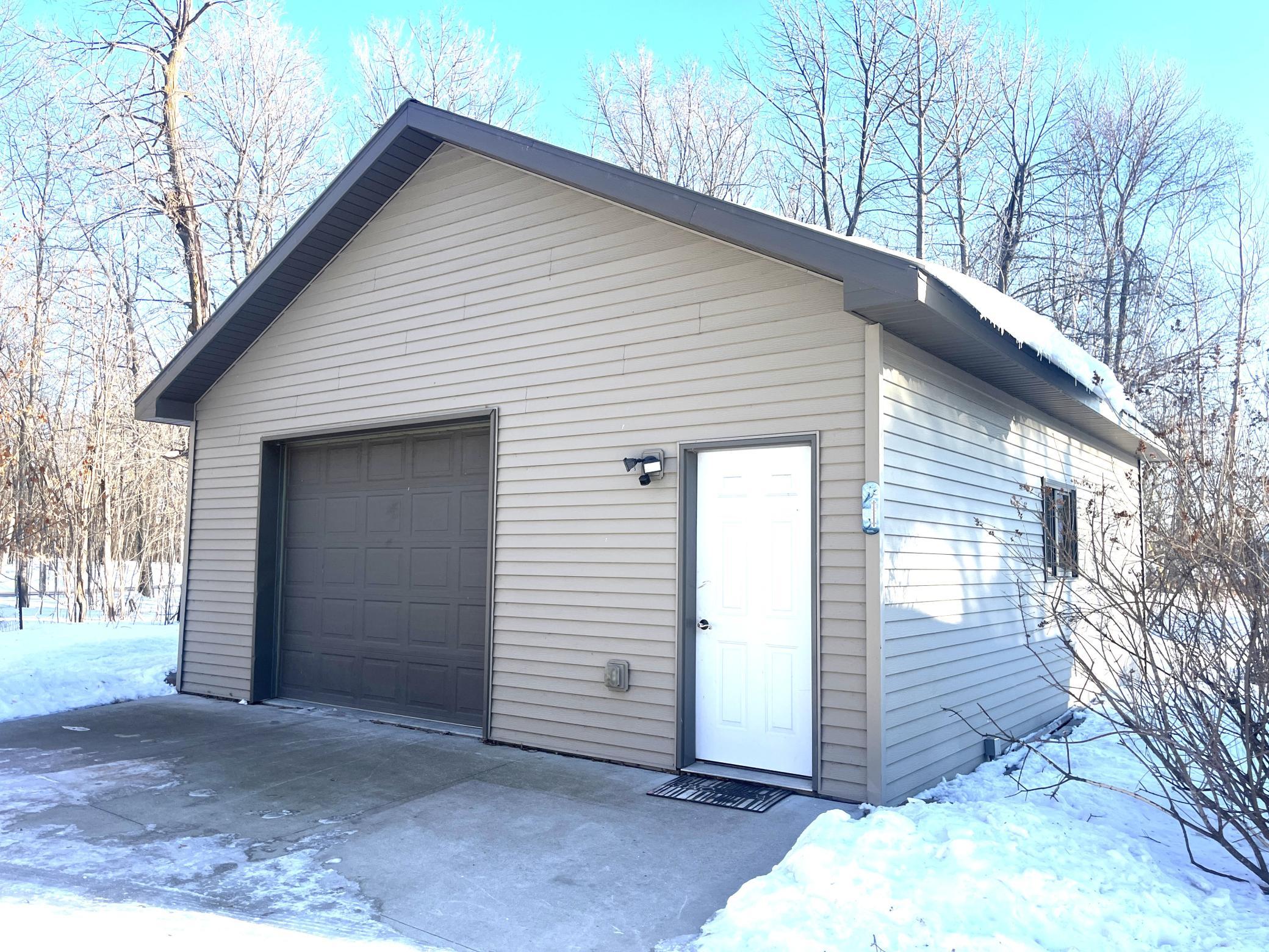 38919 E Union Drive Property Photo 44