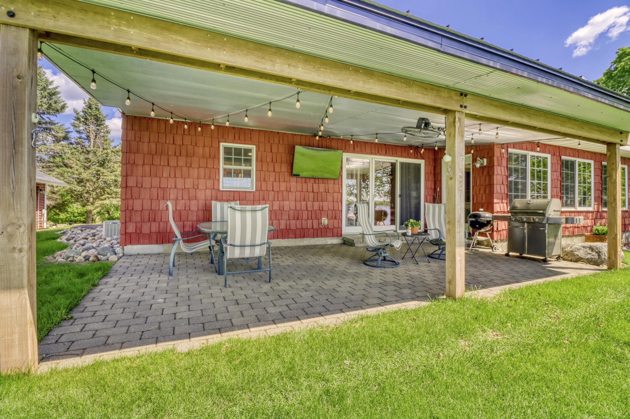 290 Shorewood Drive Property Photo 35