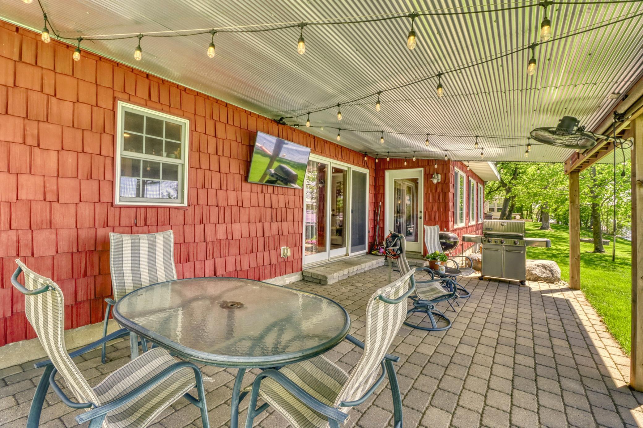 290 Shorewood Drive Property Photo 39