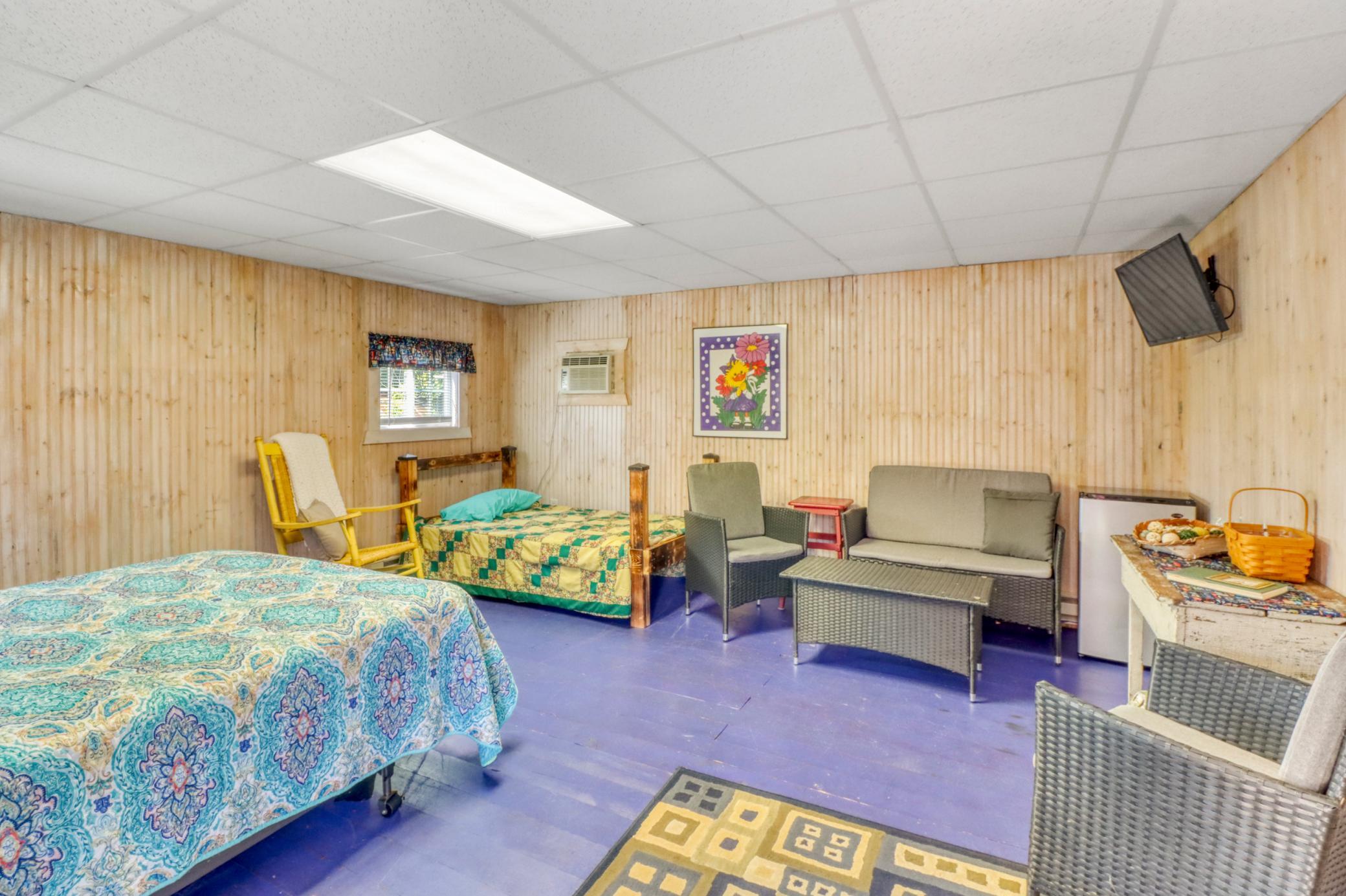 290 Shorewood Drive Property Photo 49