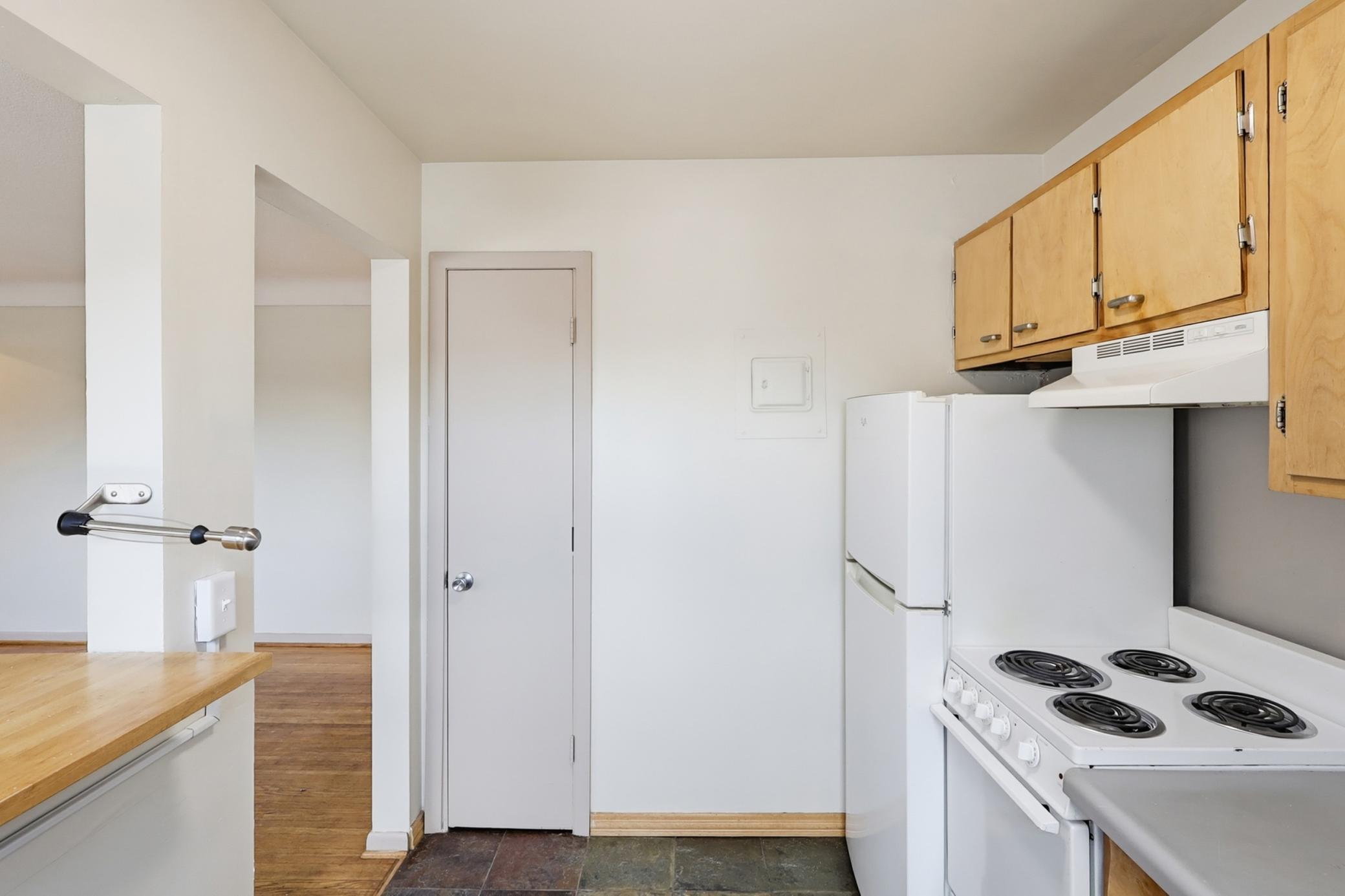 149 Morton Street E Property Photo 22