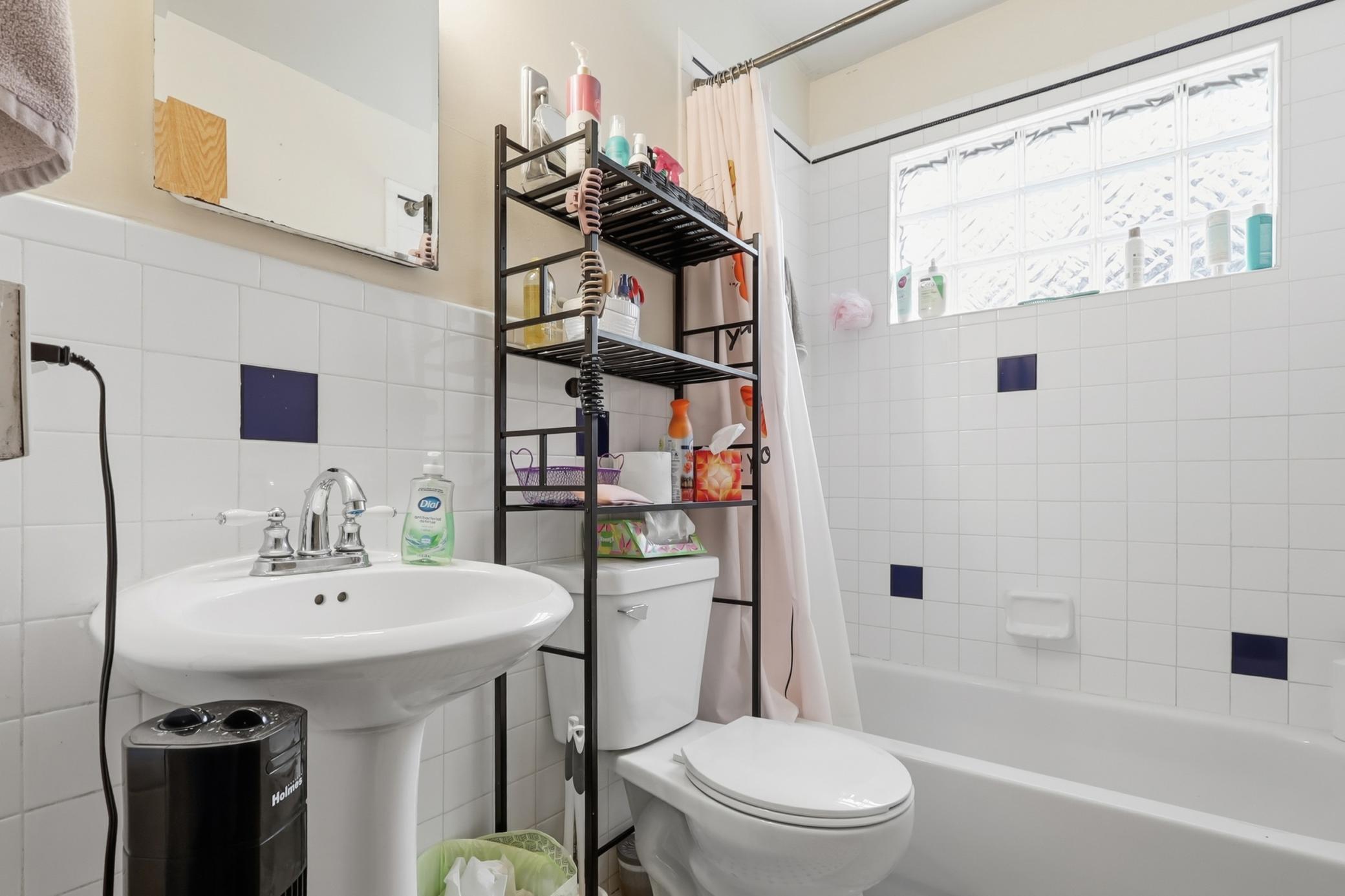 149 Morton Street E Property Photo 23