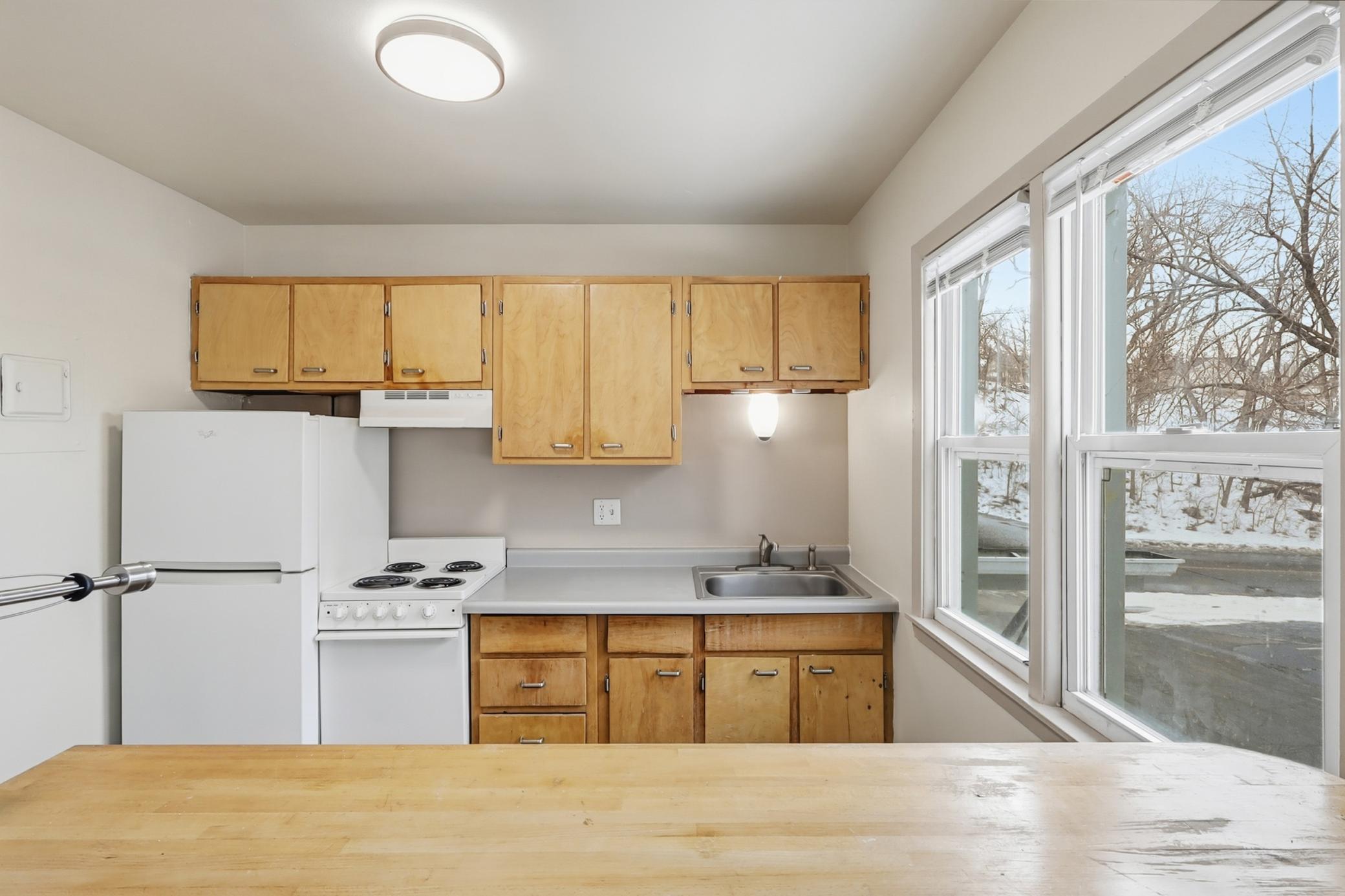 149 Morton Street E Property Photo 28