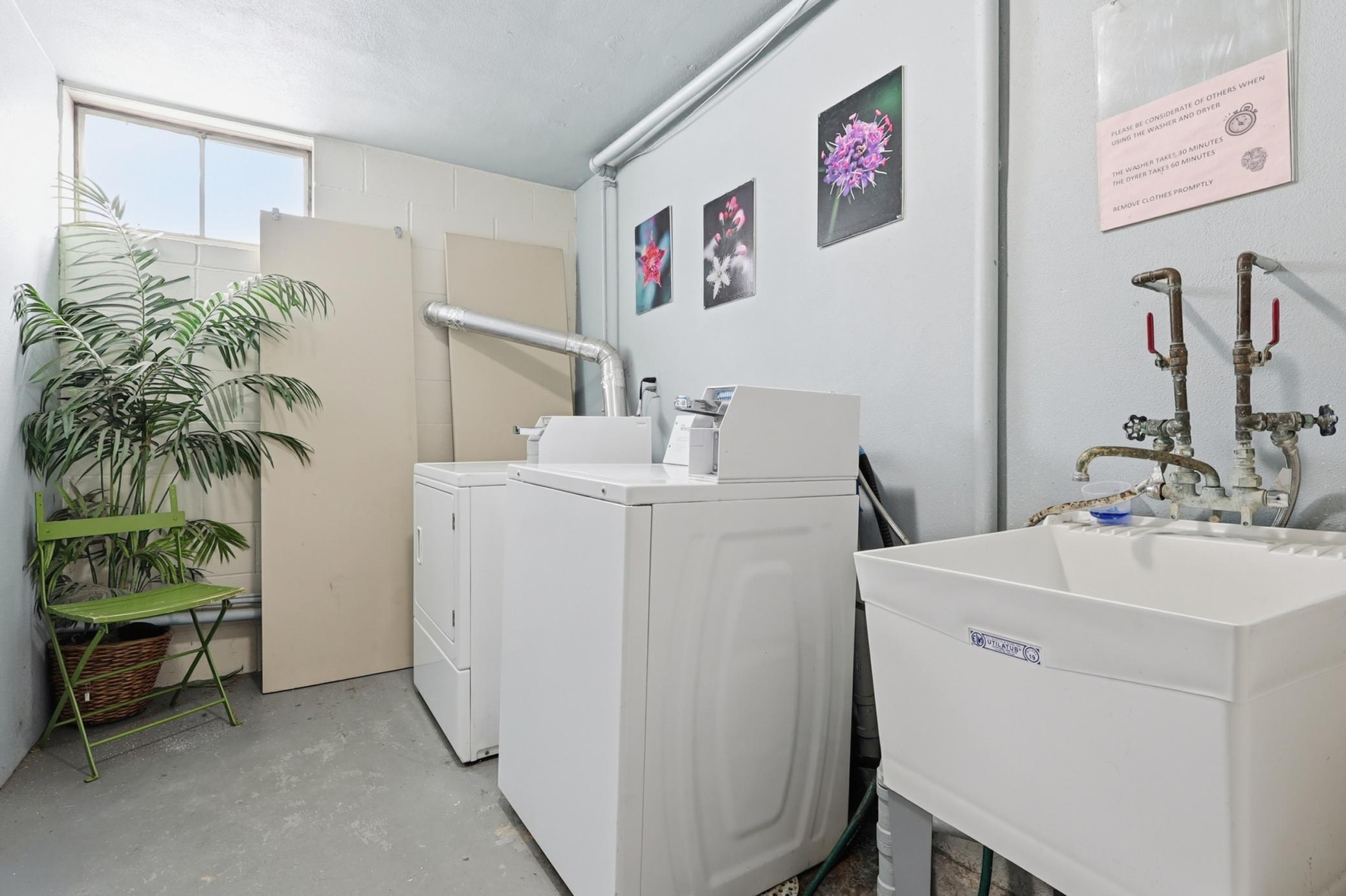 149 Morton Street E Property Photo 32