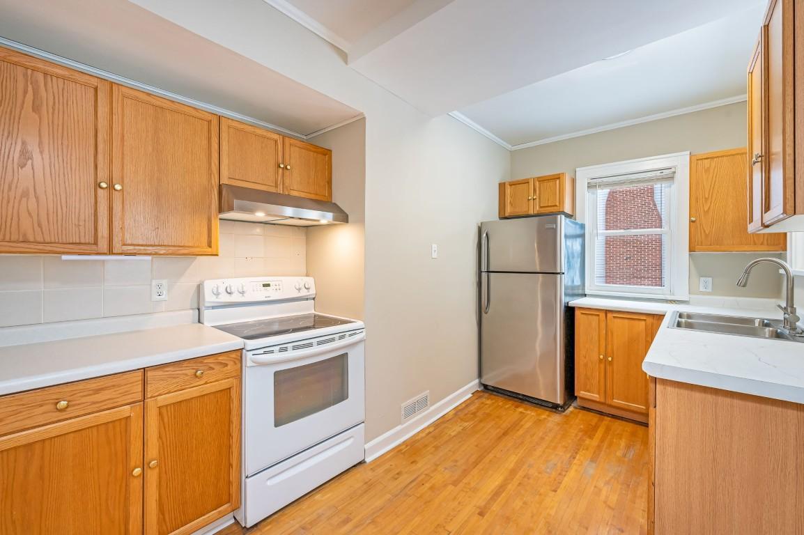 110 Summit Avenue Property Photo 4
