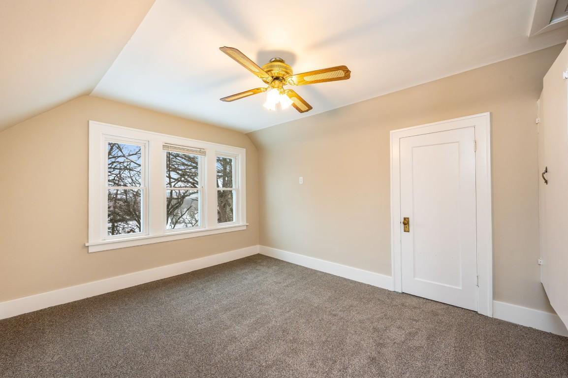 110 Summit Avenue Property Photo 7