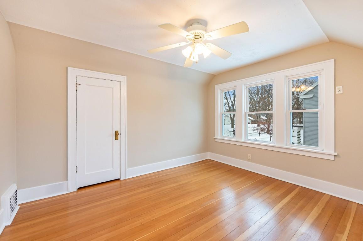 110 Summit Avenue Property Photo 9