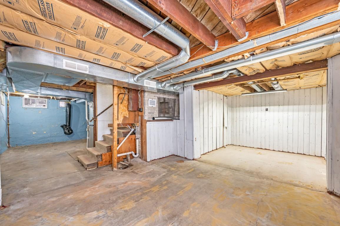 110 Summit Avenue Property Photo 16