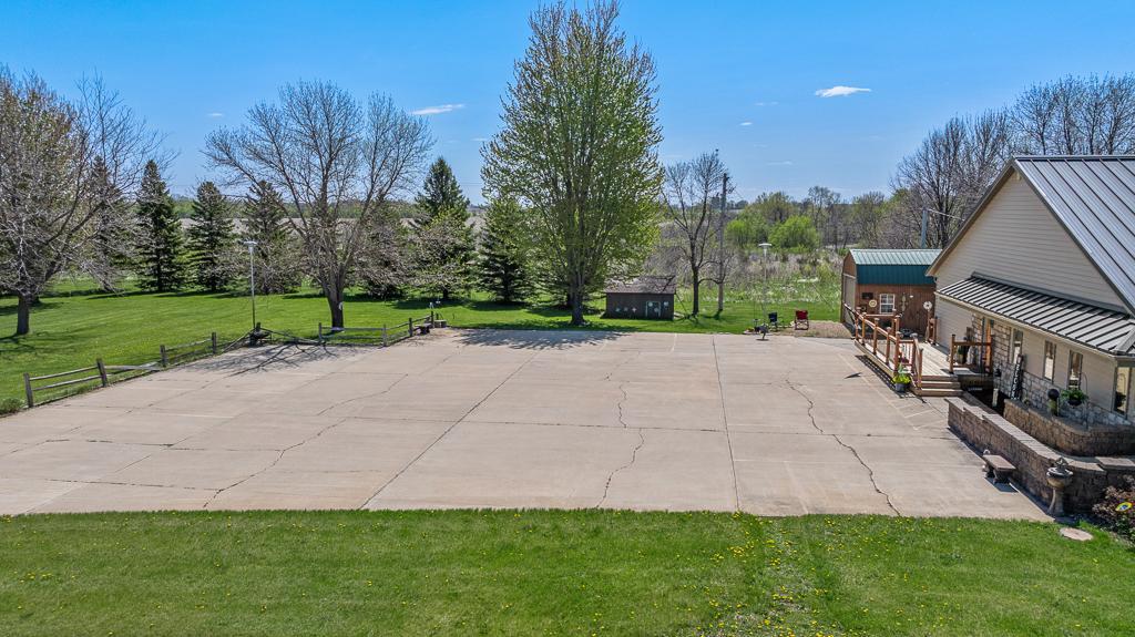 18187 State Highway 19 Property Photo 5
