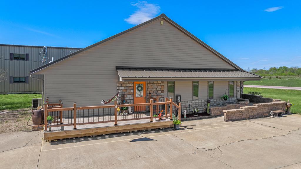 18187 State Highway 19 Property Photo 10