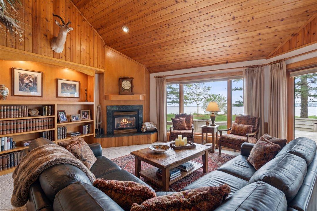 8597 Sunset Shores Property Photo 9
