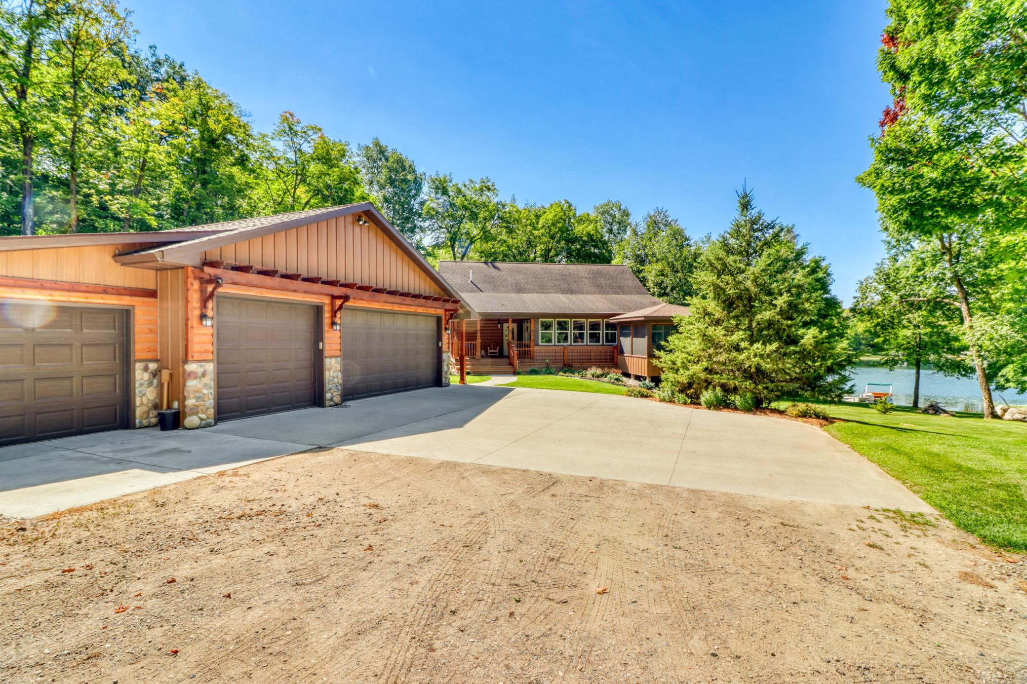 30077 Tageto Road Property Photo 1