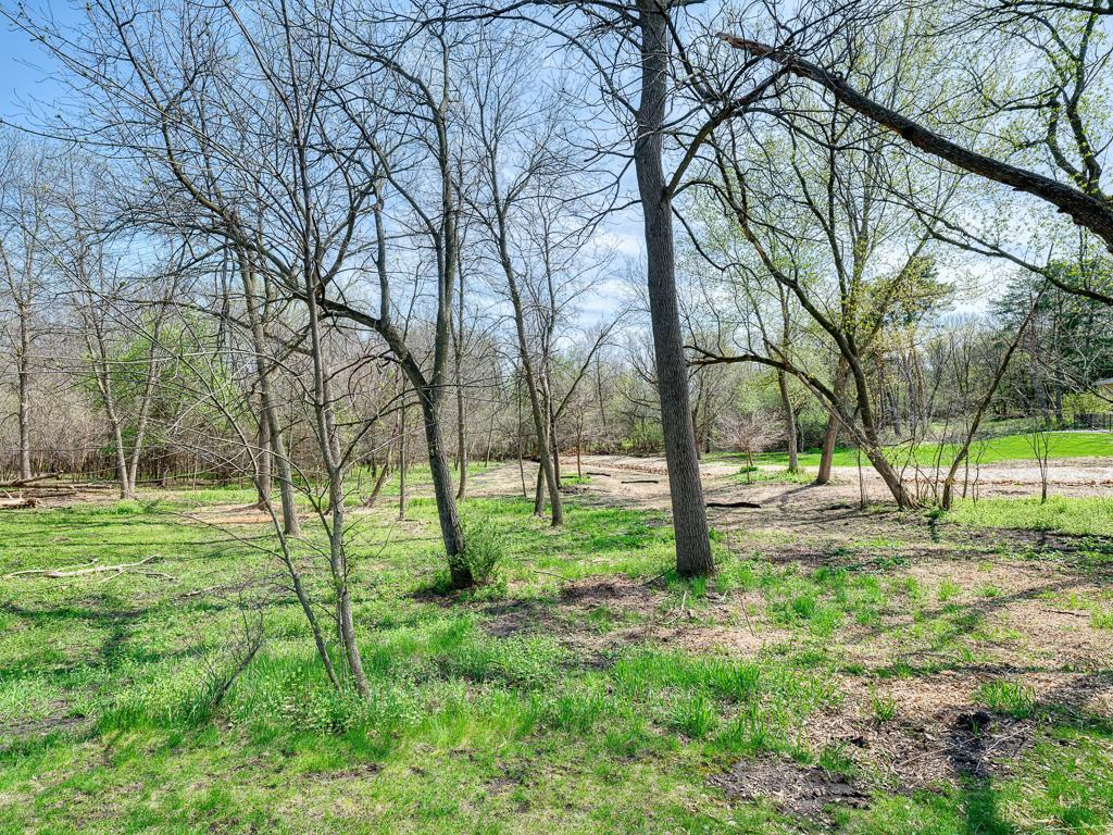 2195 Watertown Road Property Photo 12