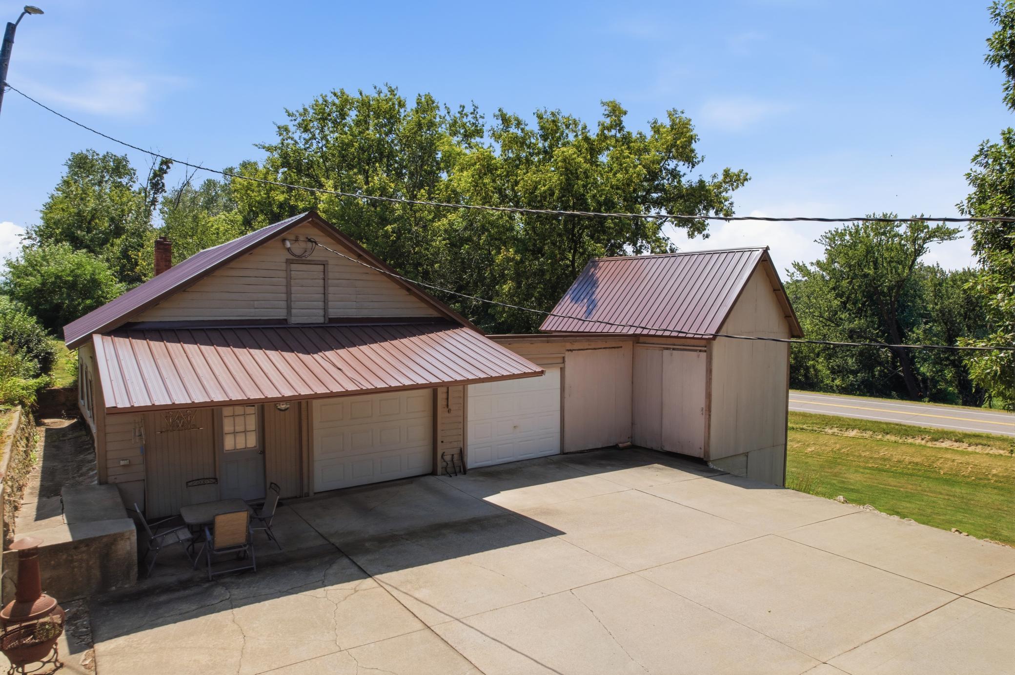 S2232 State Road 35 Property Photo 4