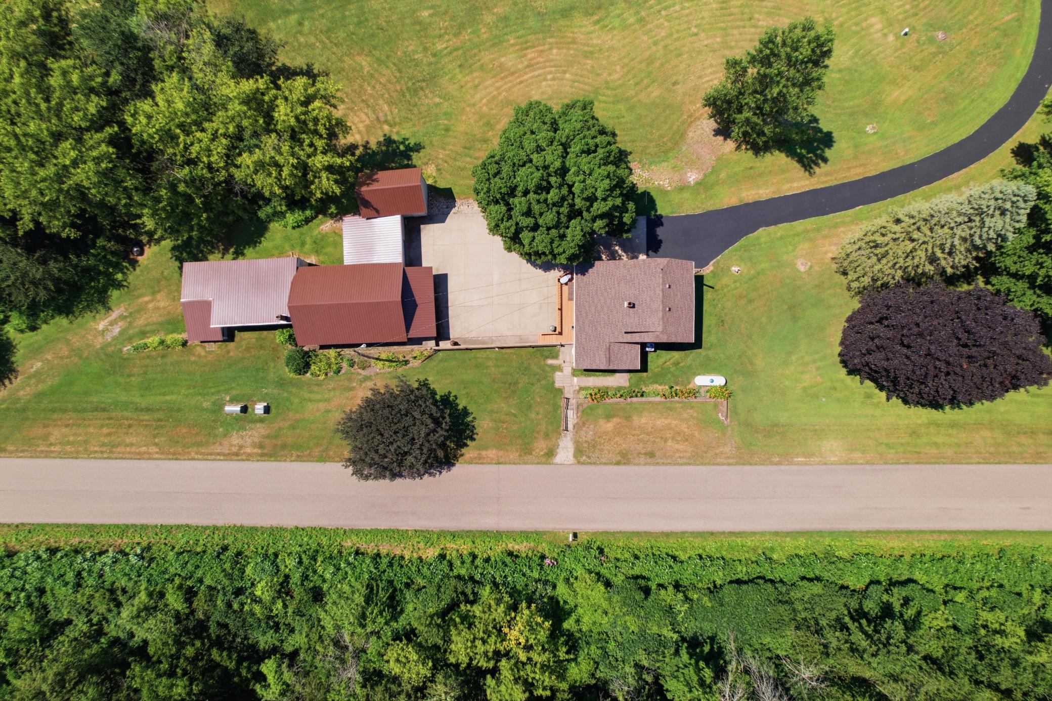 S2232 State Road 35 Property Photo 9