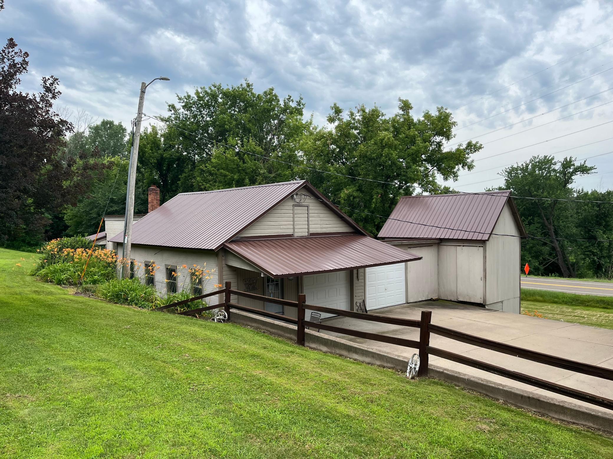 S2232 State Road 35 Property Photo 16