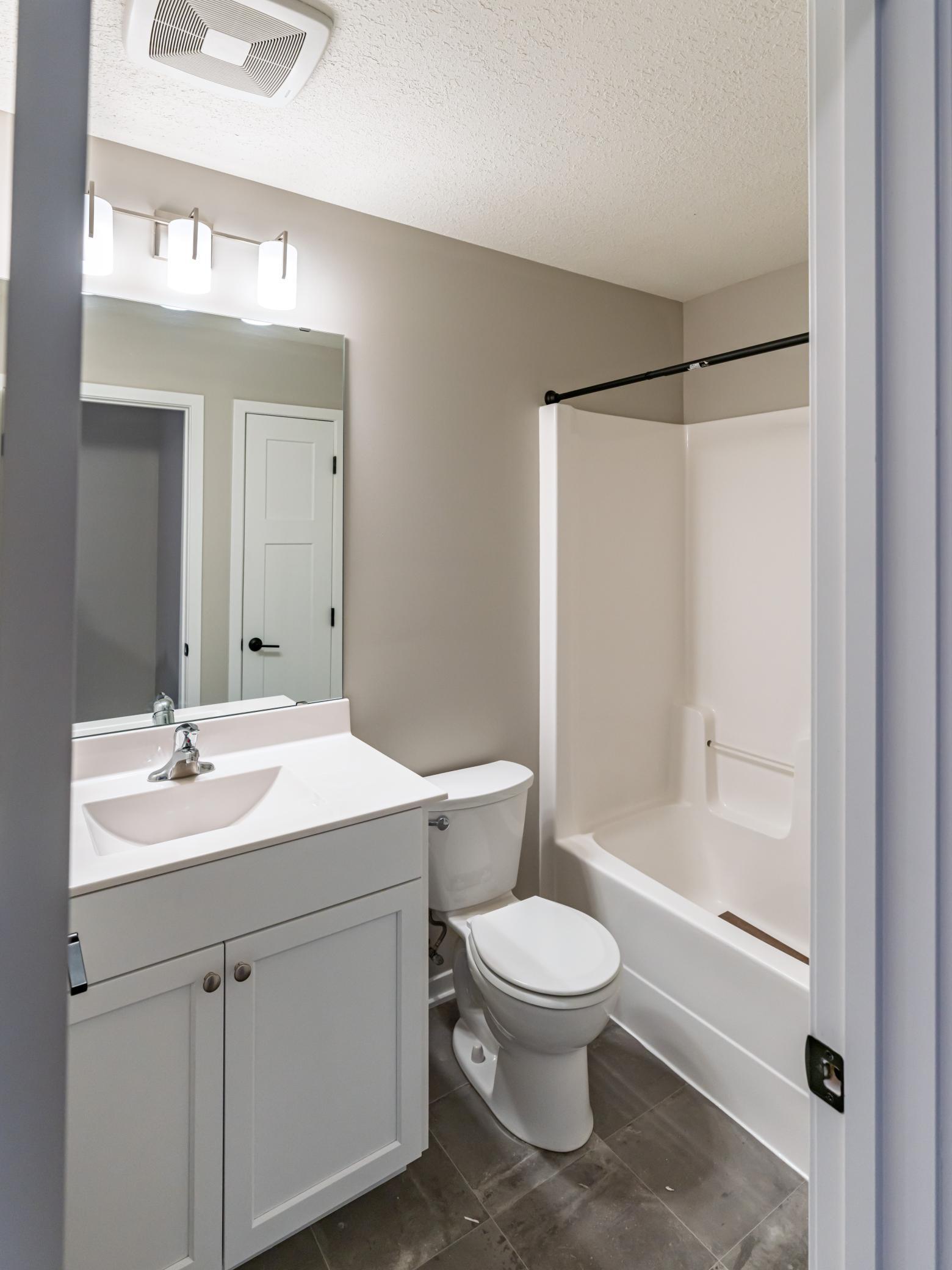 697 Shardlow Place Ne Property Photo 15