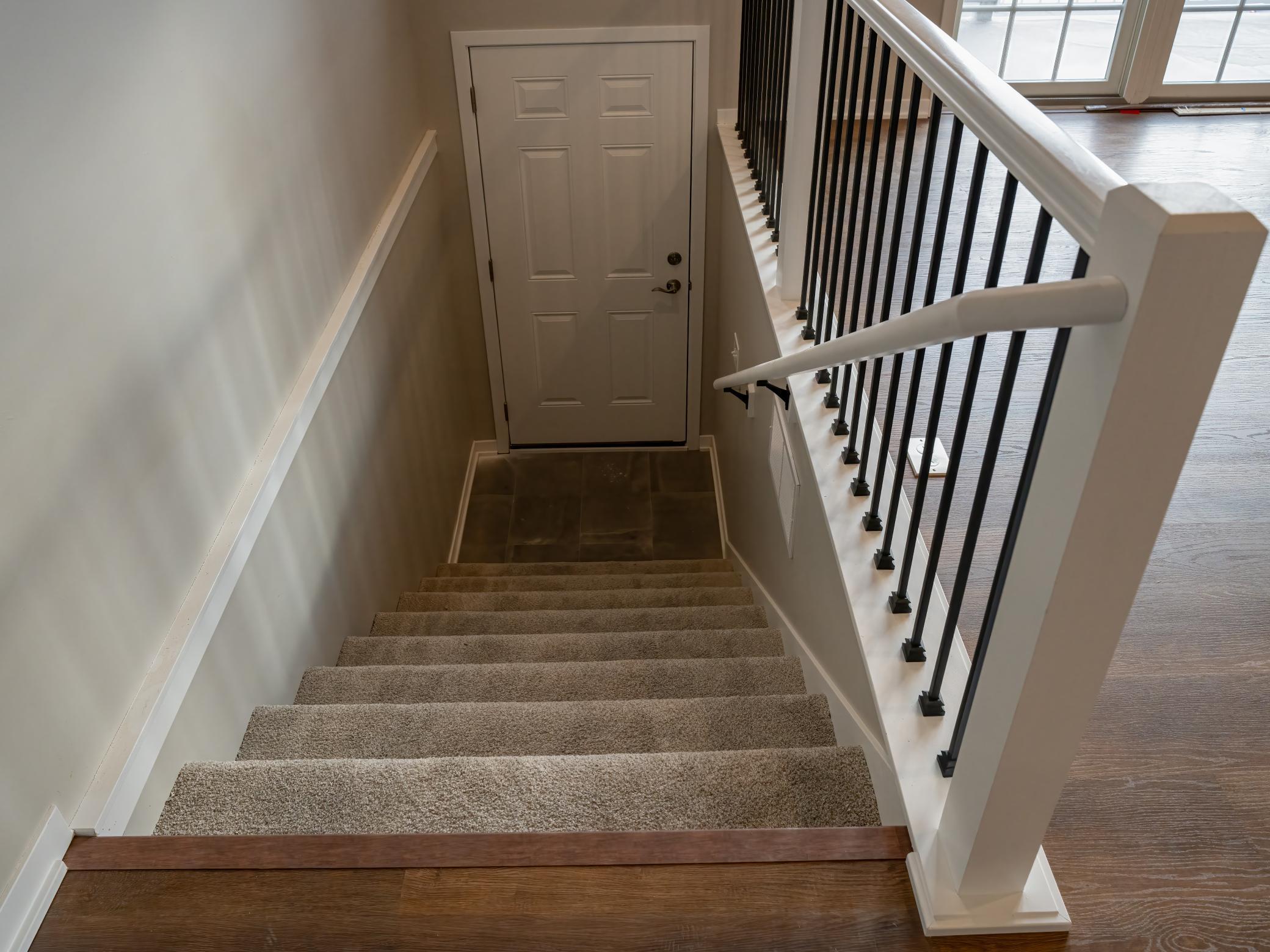 697 Shardlow Place Ne Property Photo 17