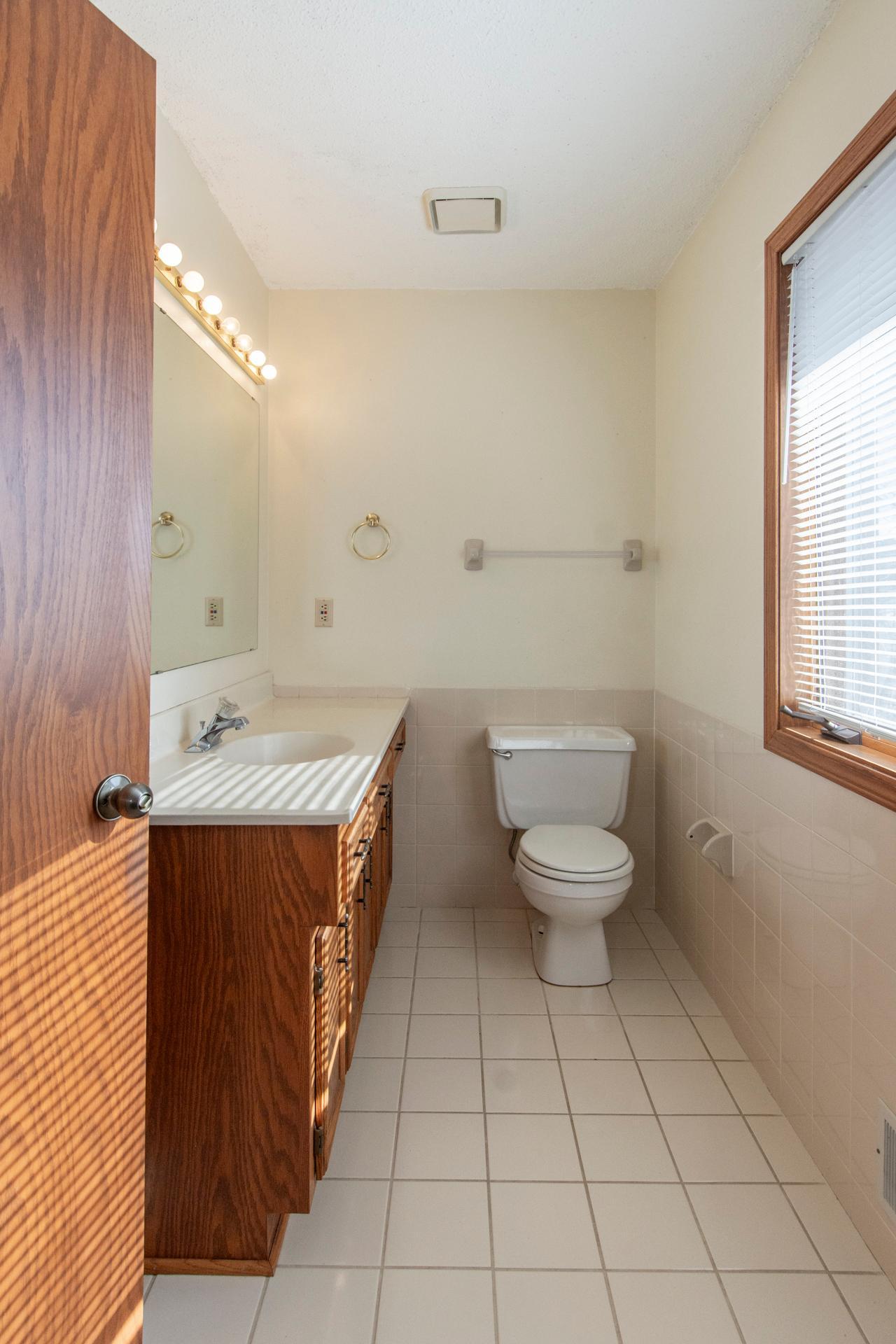 4854 Wilshire Boulevard Property Photo 37