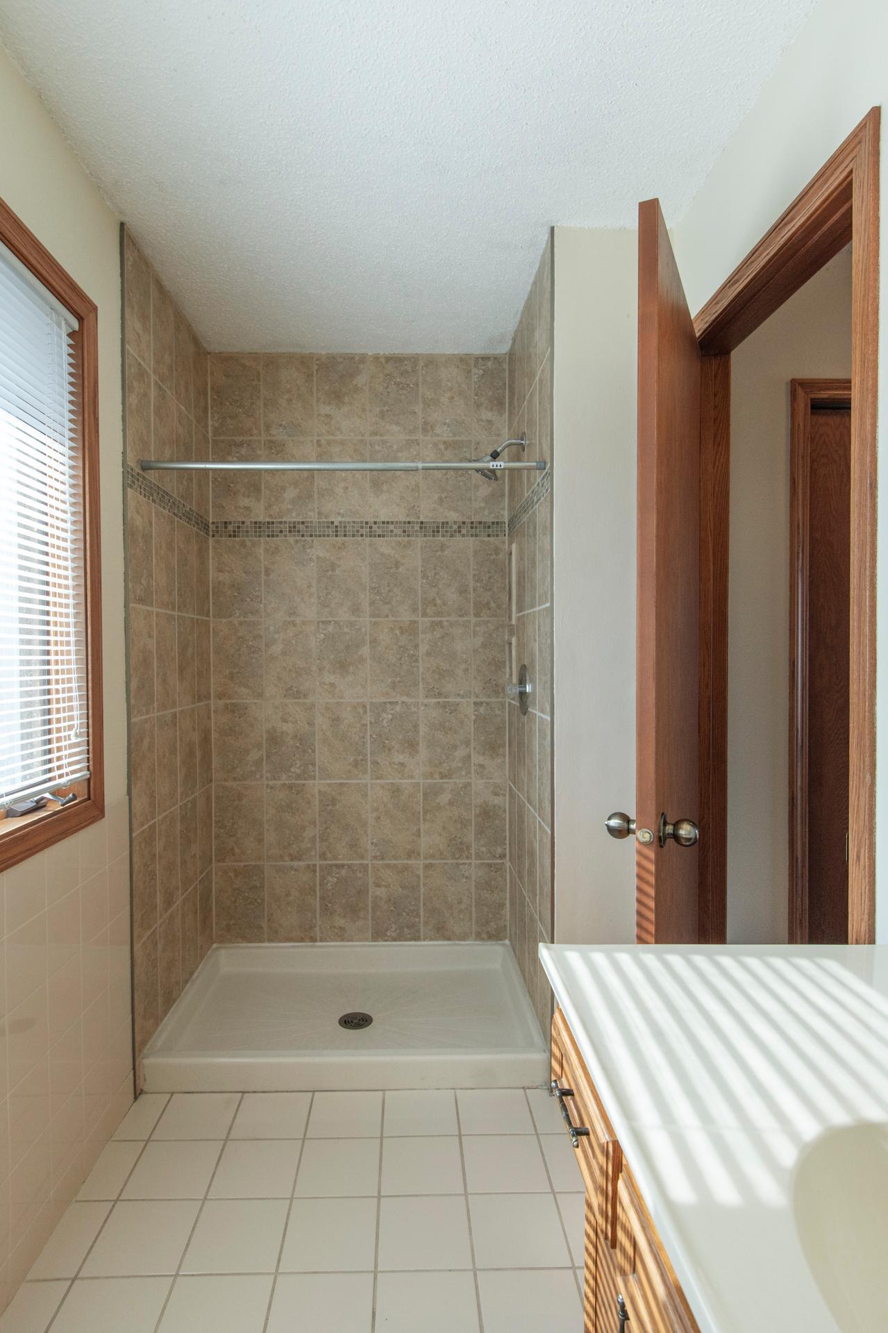 4854 Wilshire Boulevard Property Photo 38