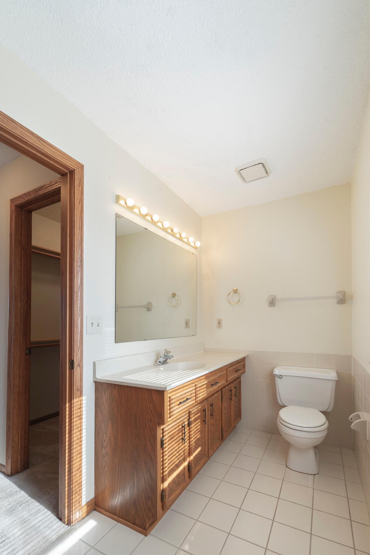 4854 Wilshire Boulevard Property Photo 41